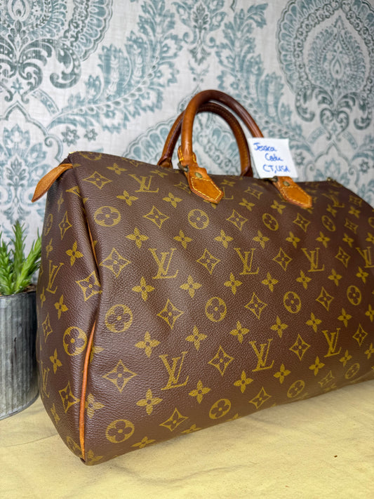 Louis Vuitton Speedy 35