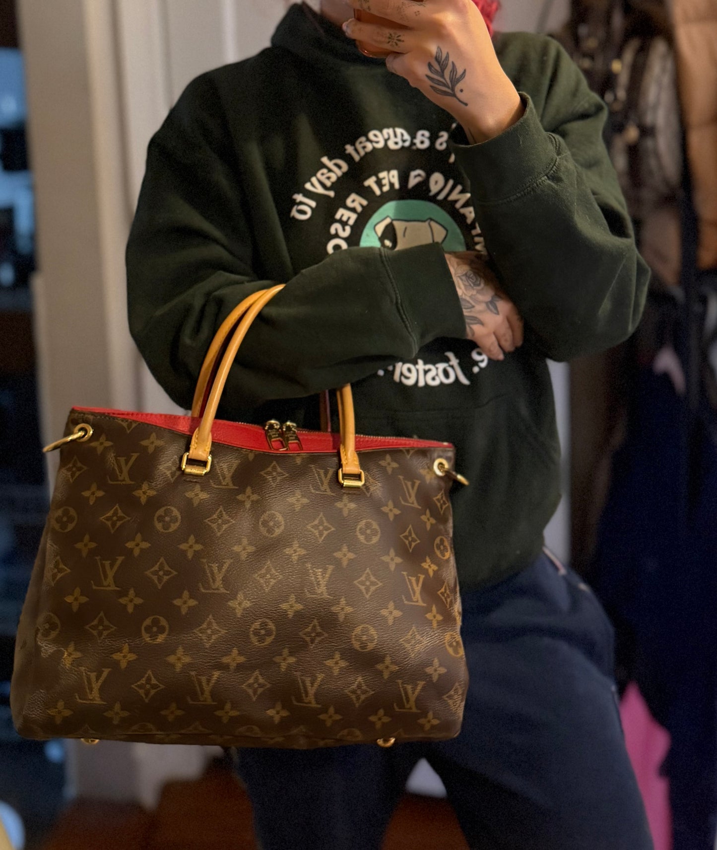 Louis Vuitton Pallas MM