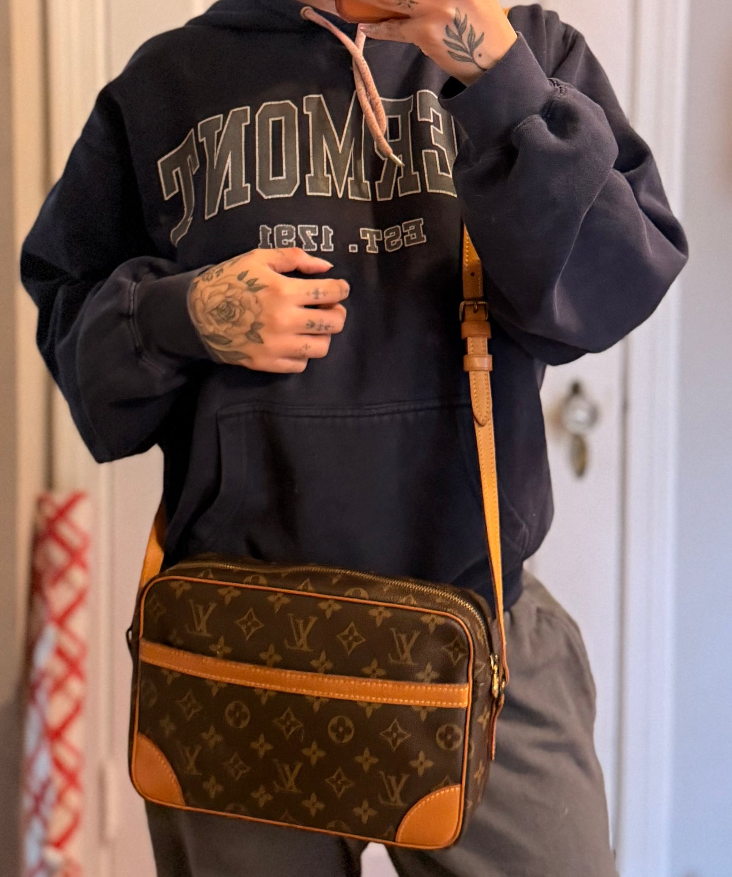 Louis Vuitton Trocadero 27