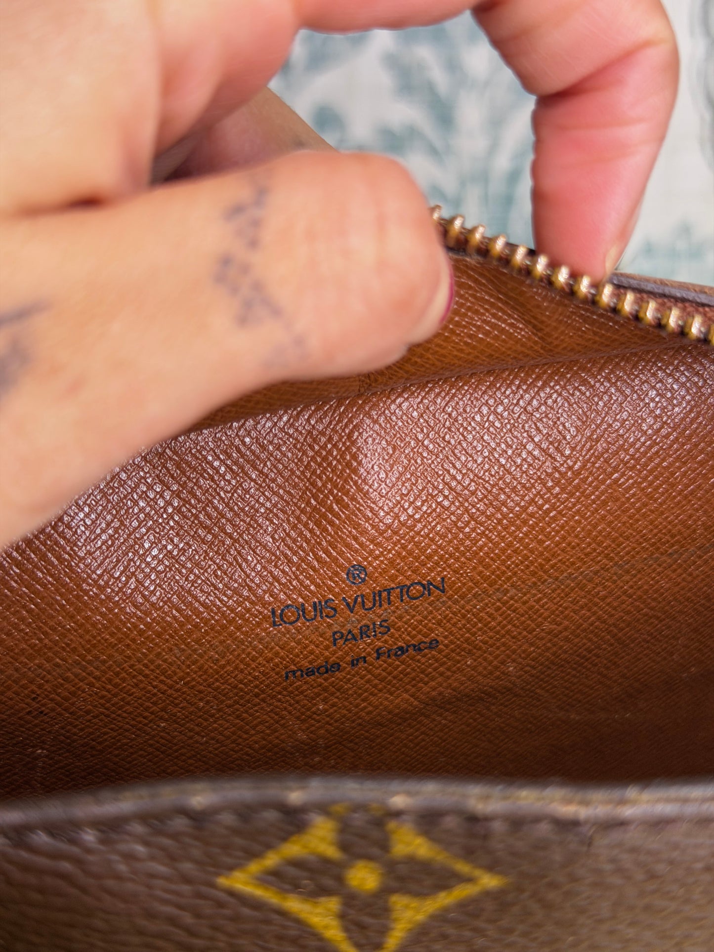 Louis Vuitton Pochette Homme