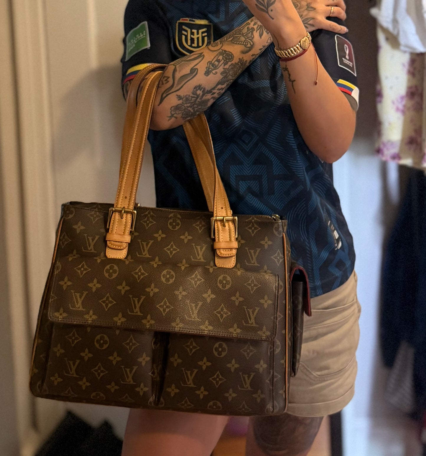 Louis Vuitton Multipli-Cite Shoulder Bag