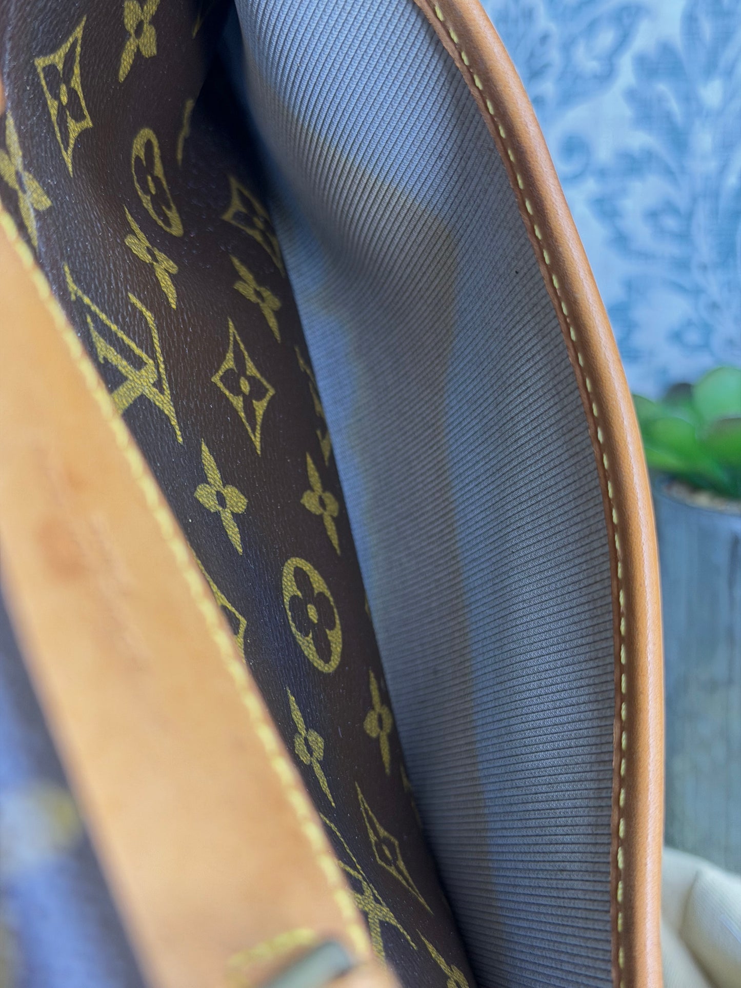 Louis Vuitton Trouville