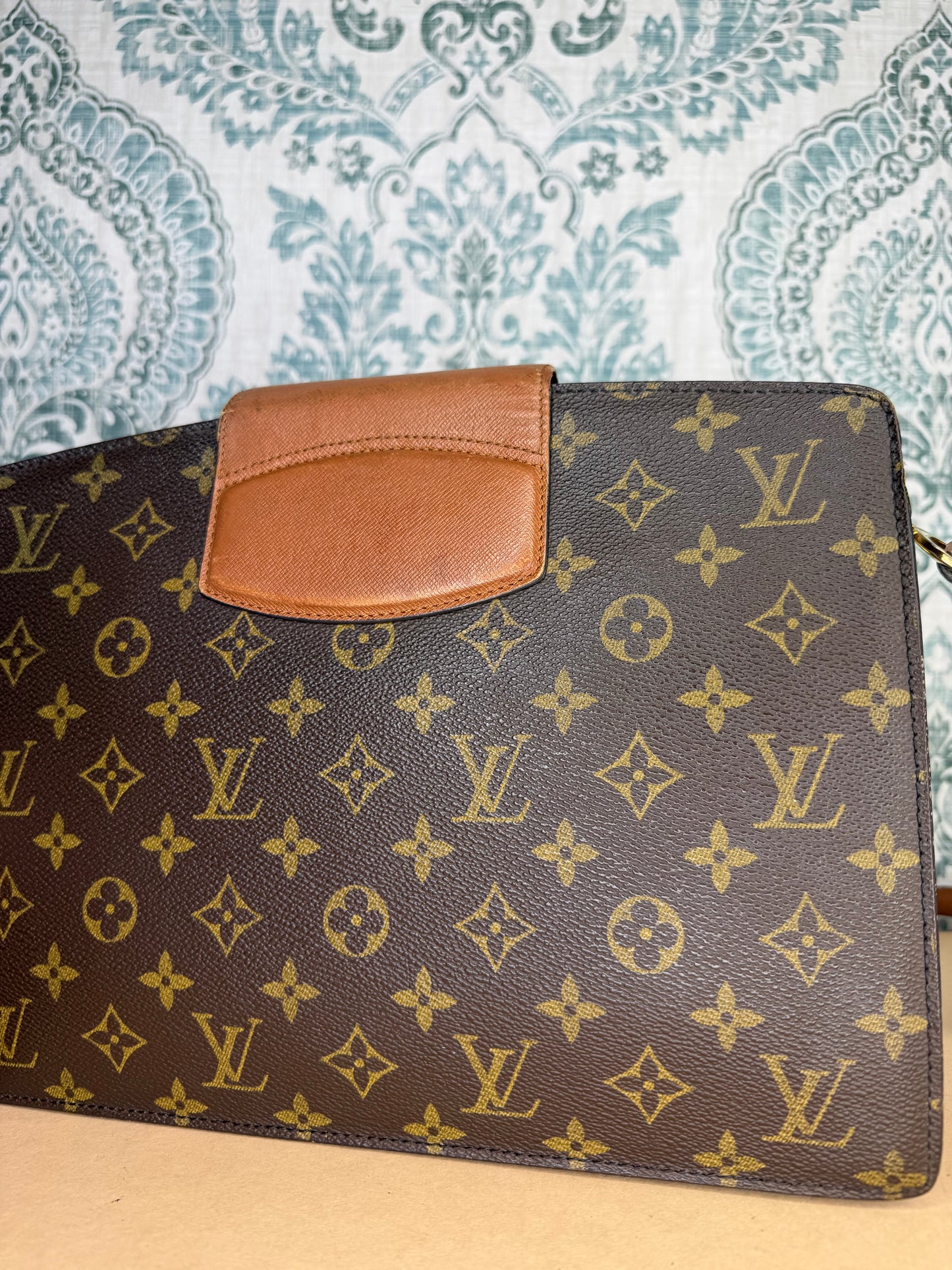 Louis Vuitton Courcelles