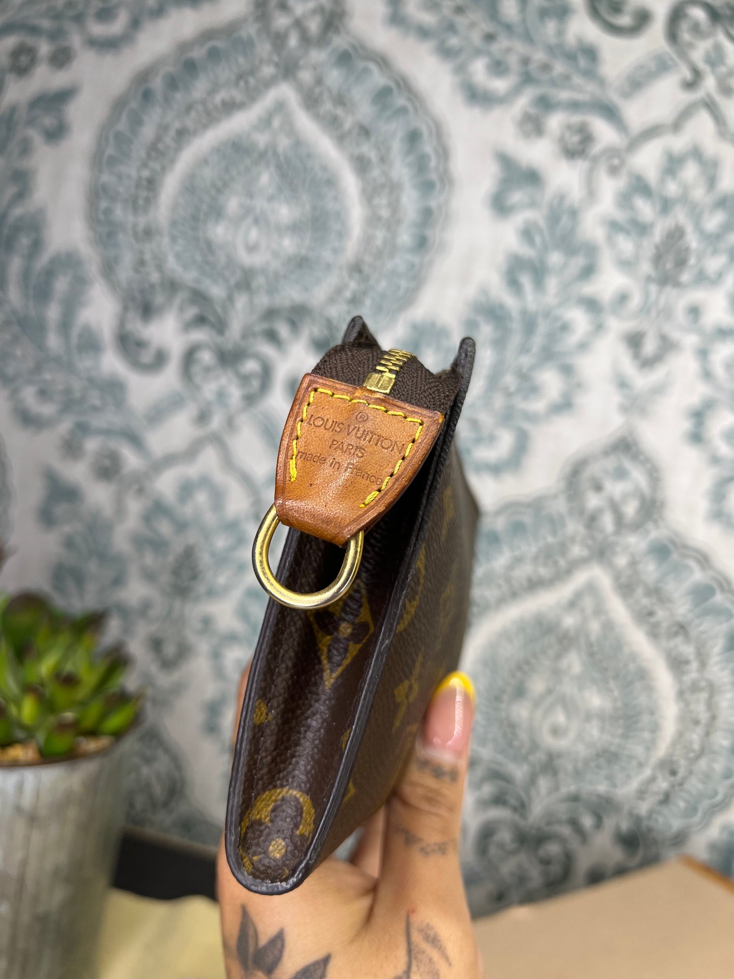 Louis Vuitton Bucket PM Pouch