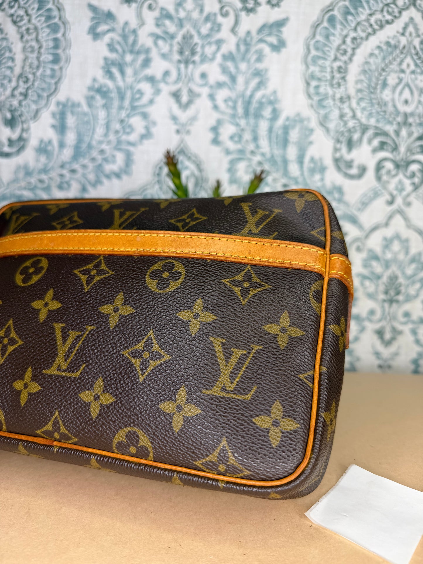 Louis Vuitton Compiegne 23
