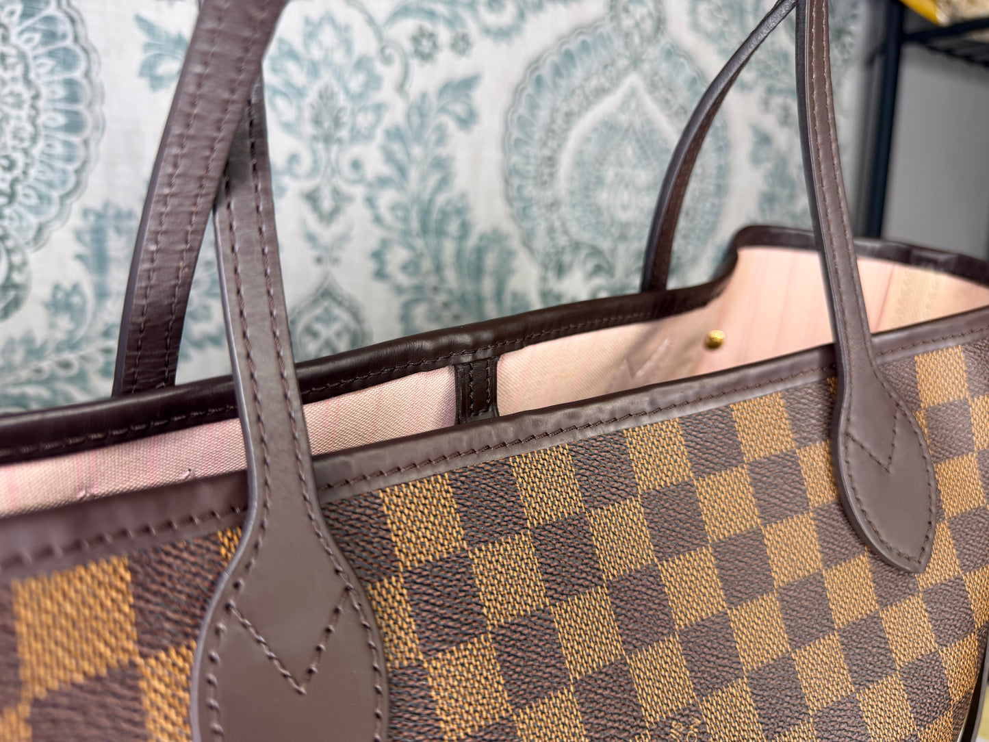 Louis Vuitton Damier Ebene Neverfull MM Rose Ballerine