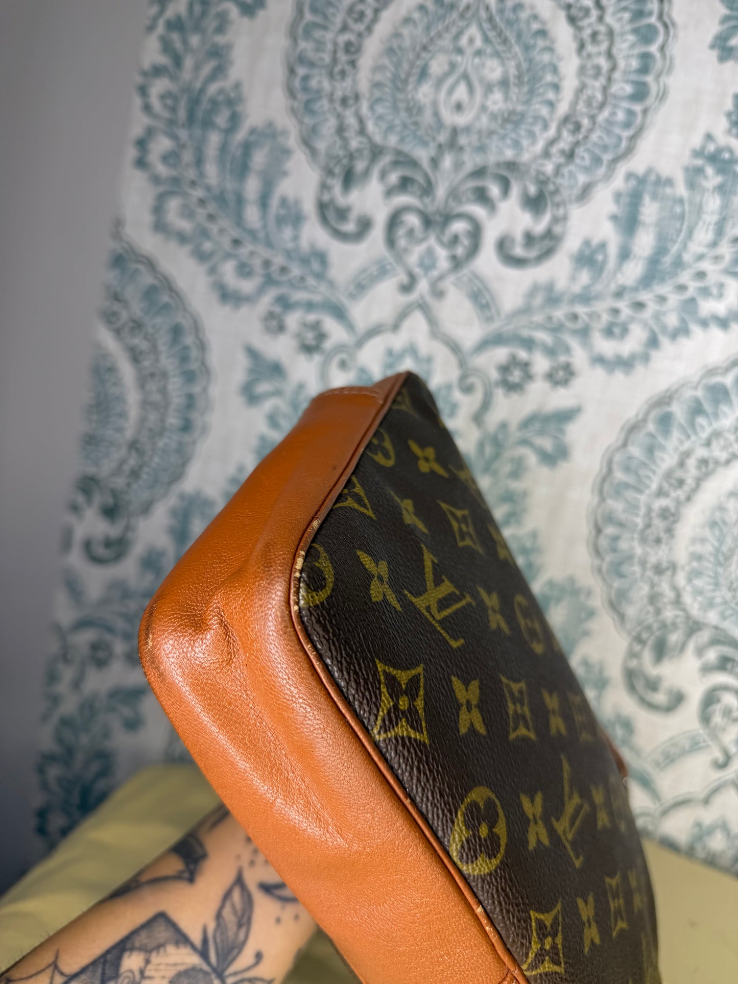 Louis Vuitton Pochette Sport