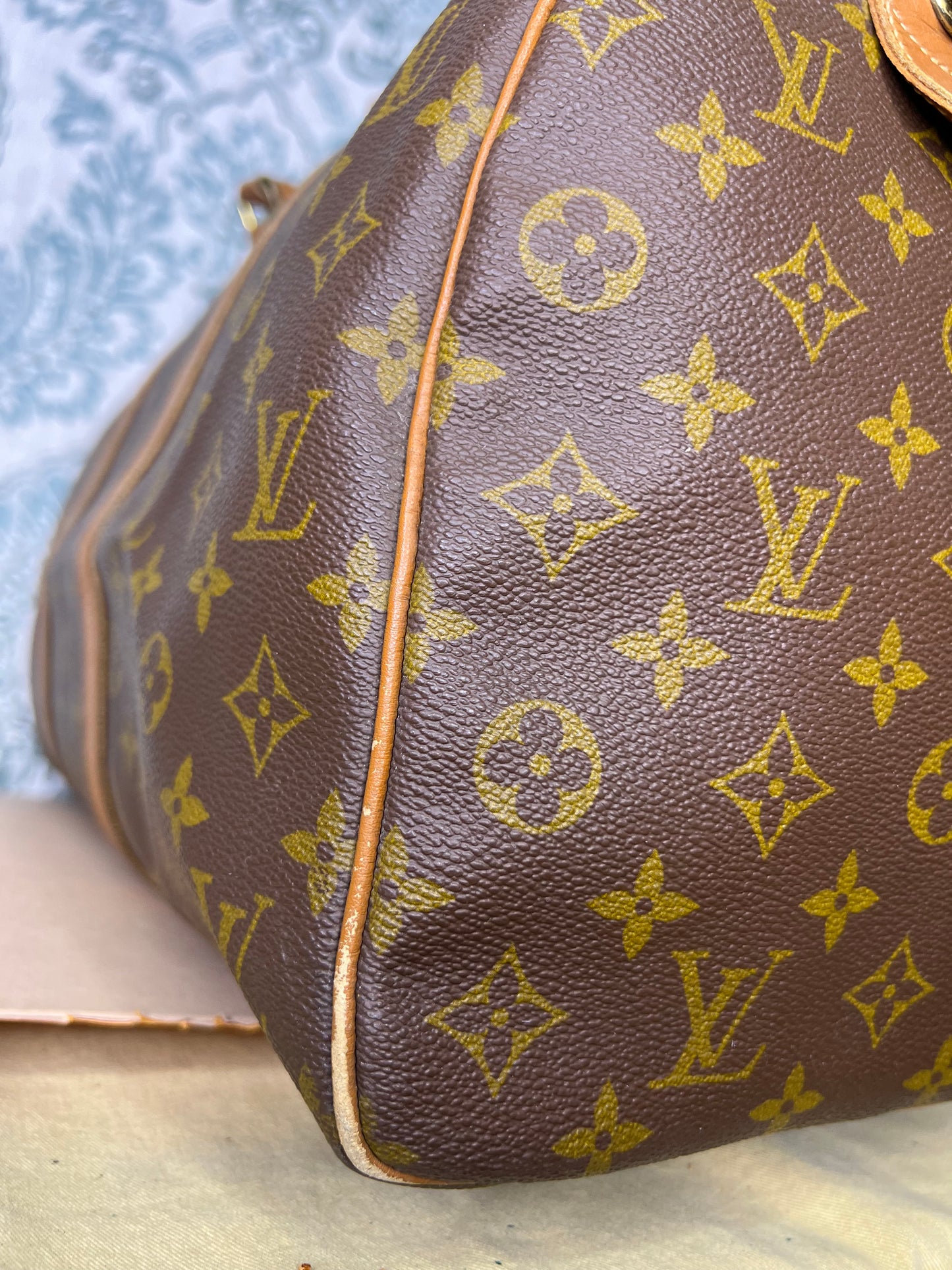Louis Vuitton French Company Keepall 45 Bon Voyage Bazaar Beverly Hills
