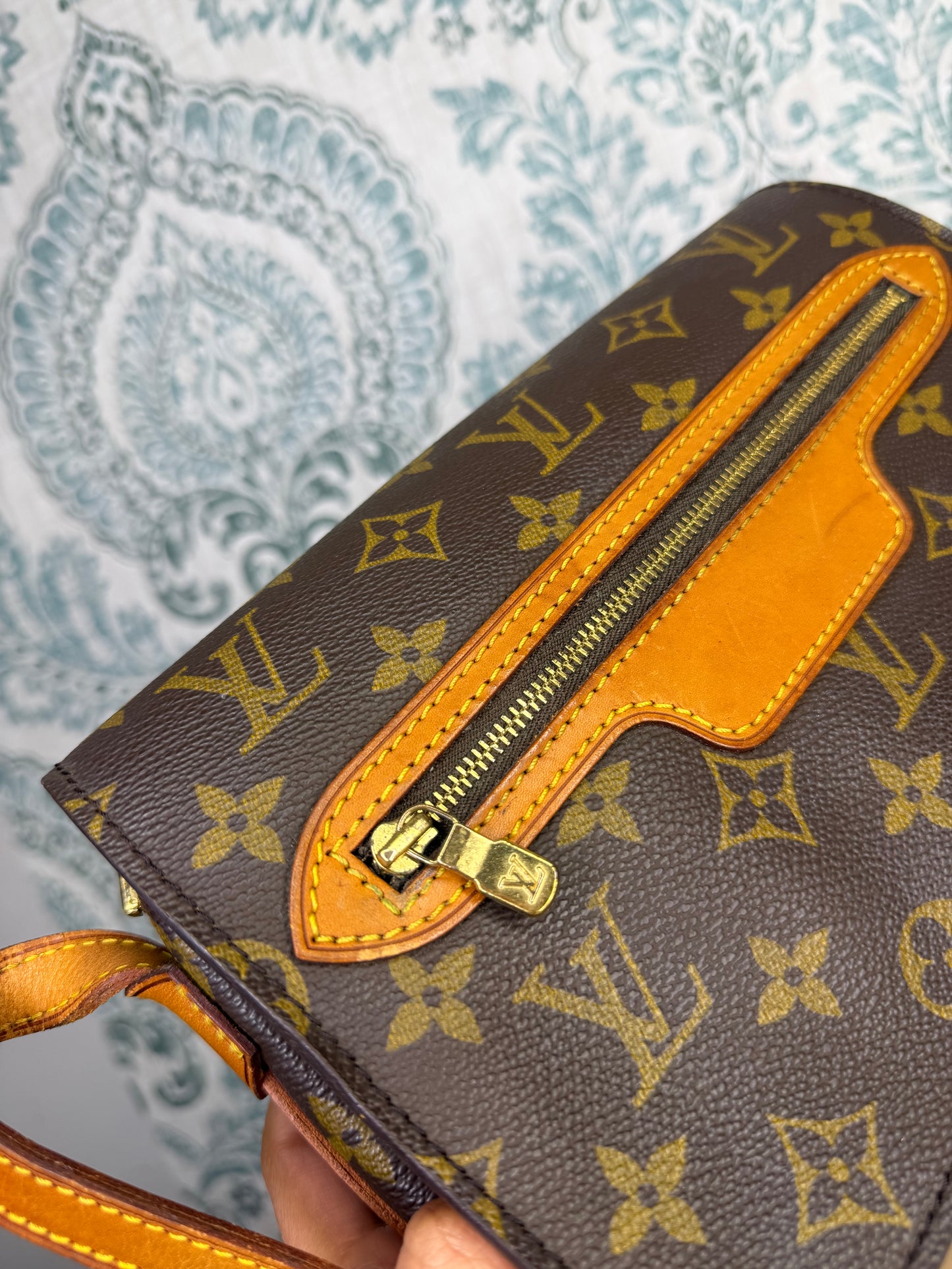 Louis Vuitton Saint Germain 24