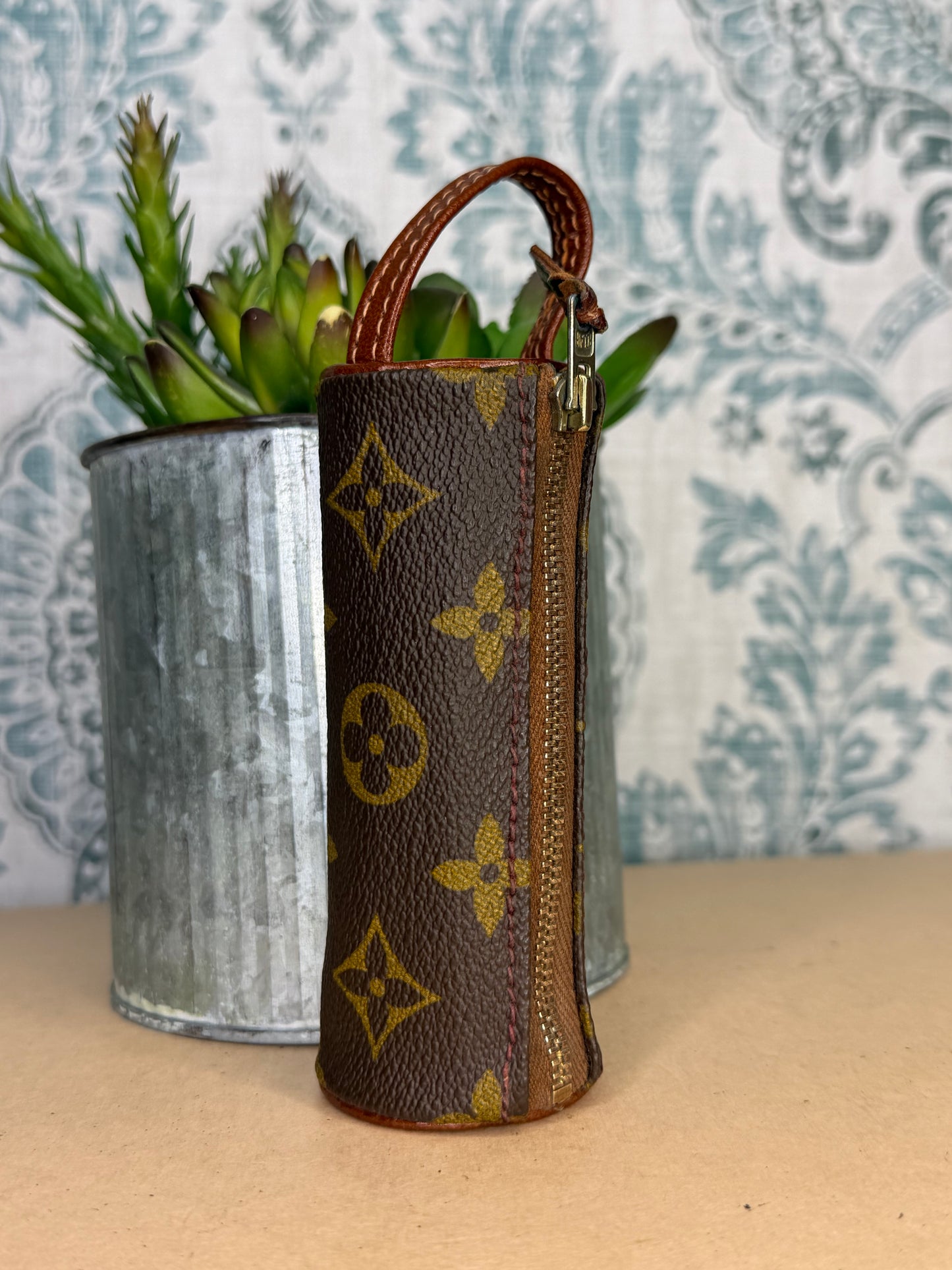Louis Vuitton Etui 3 Balles De Golf Ball Pouch