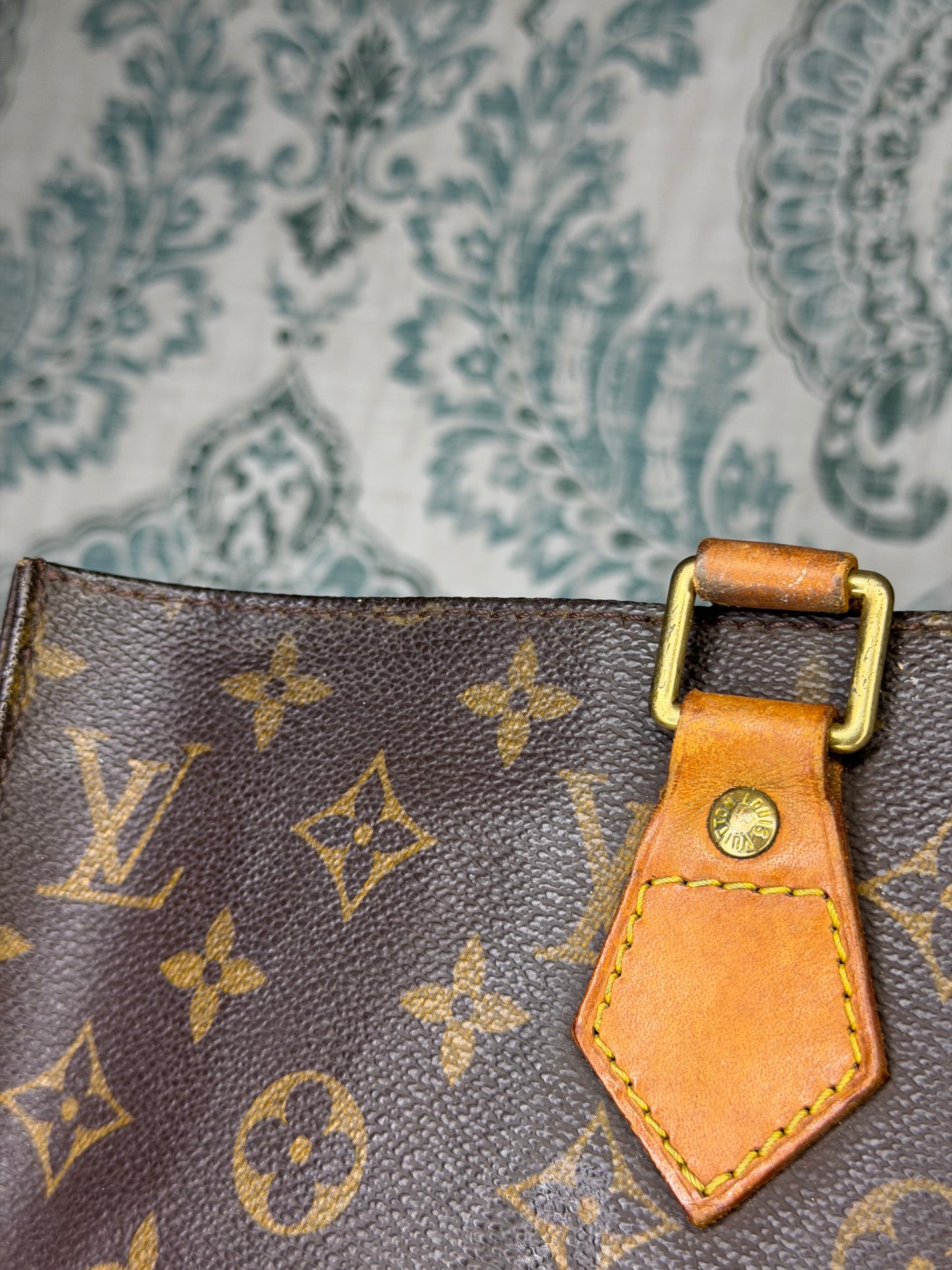 Louis Vuitton Sac Plat