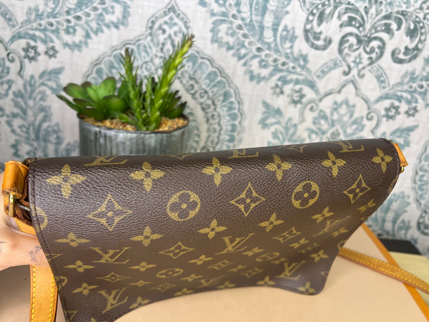 Louis Vuitton Musette Tango - Long Strap