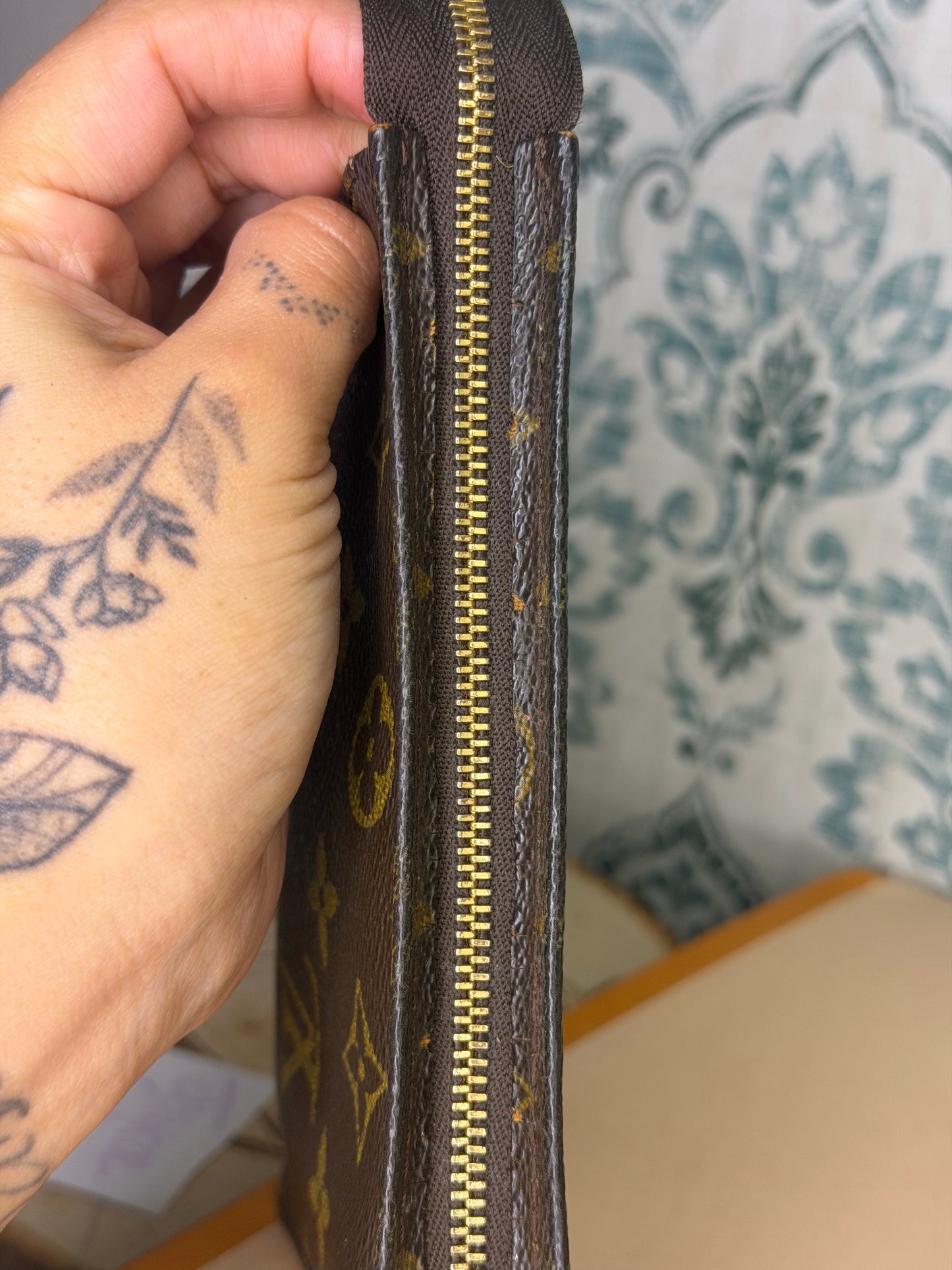 Louis Vuitton Toiletry 15