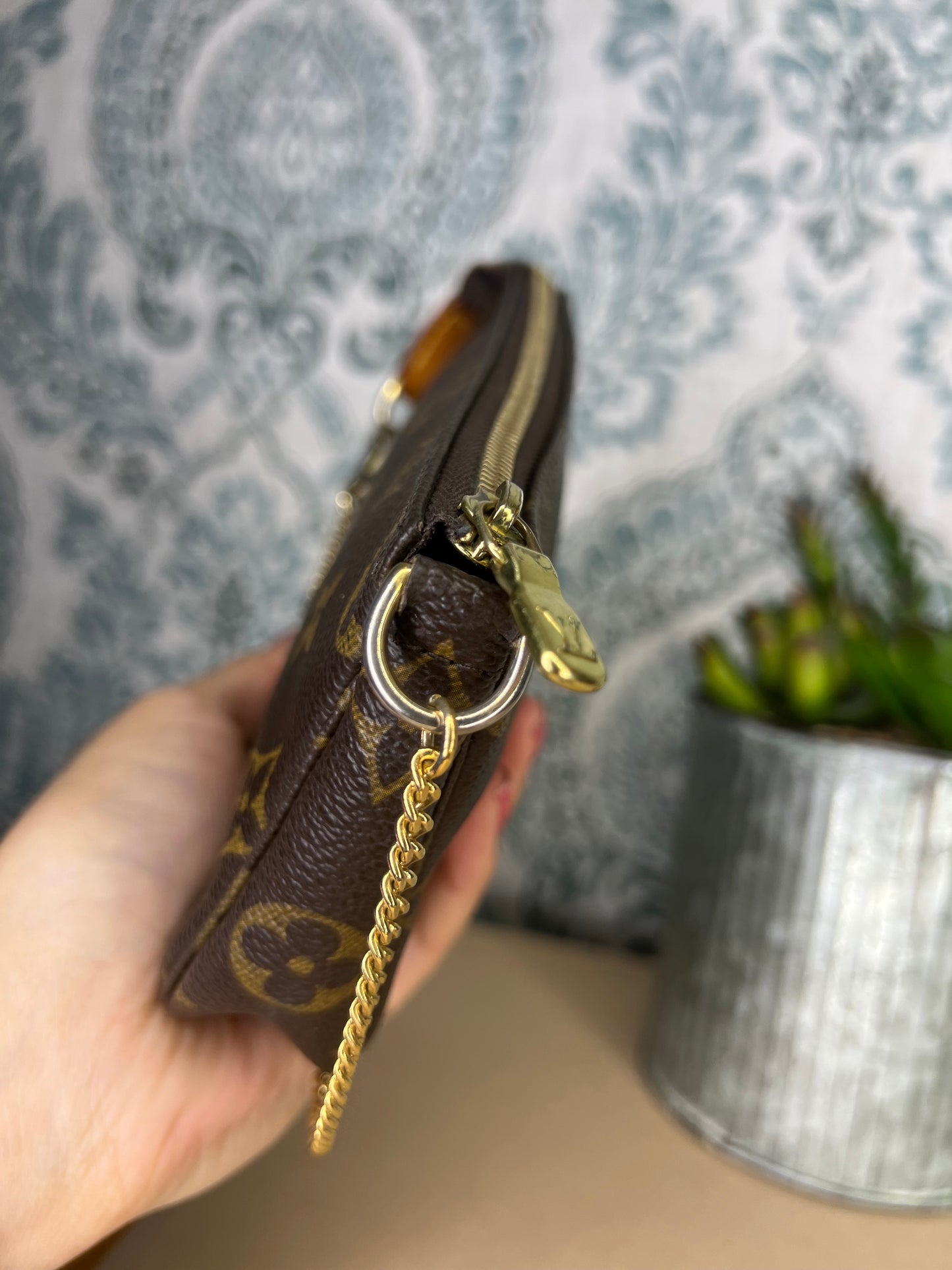 Louis Vuitton Monogram Bucket Pochette #1