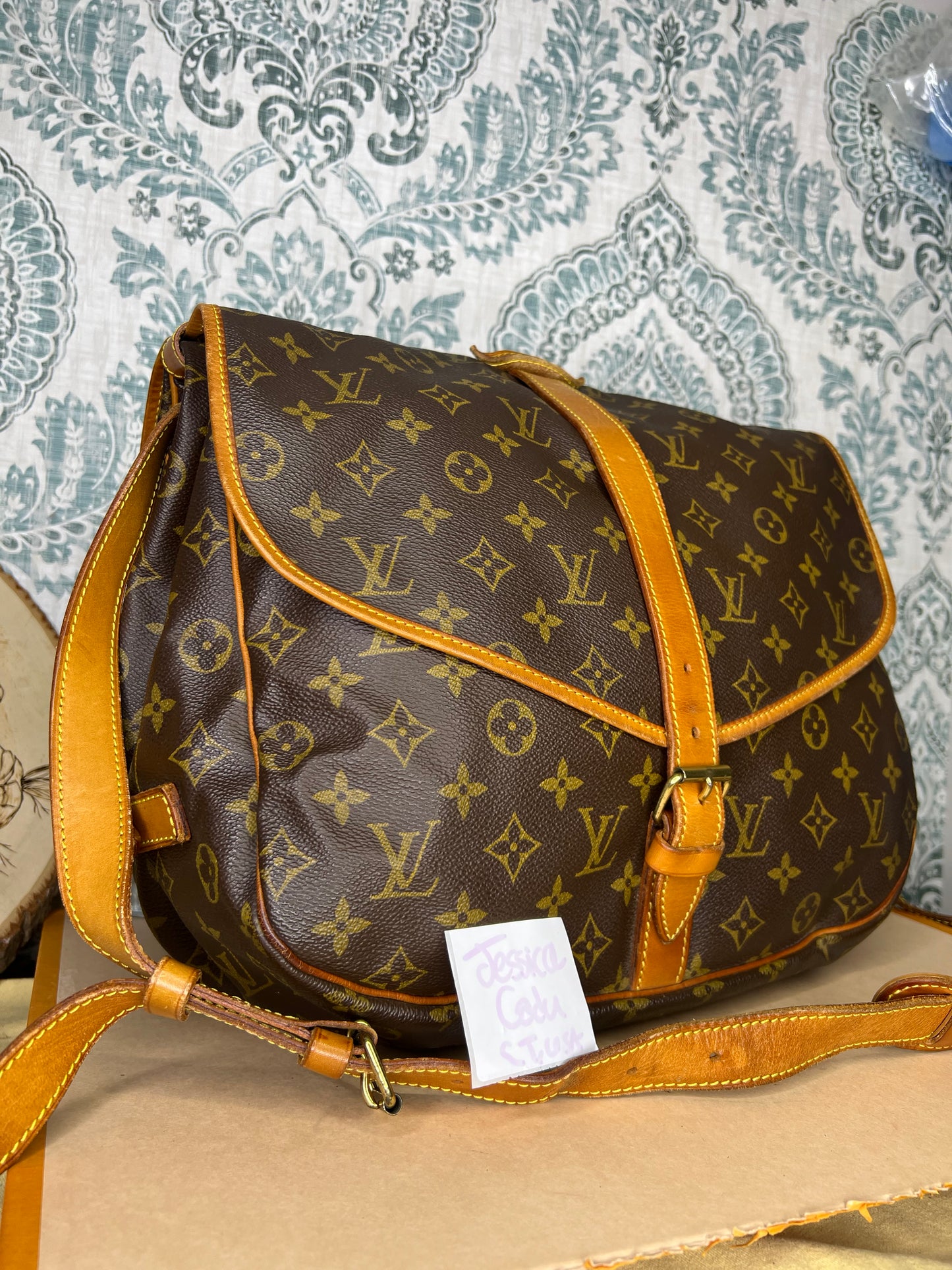 Louis Vuitton Saumur 35