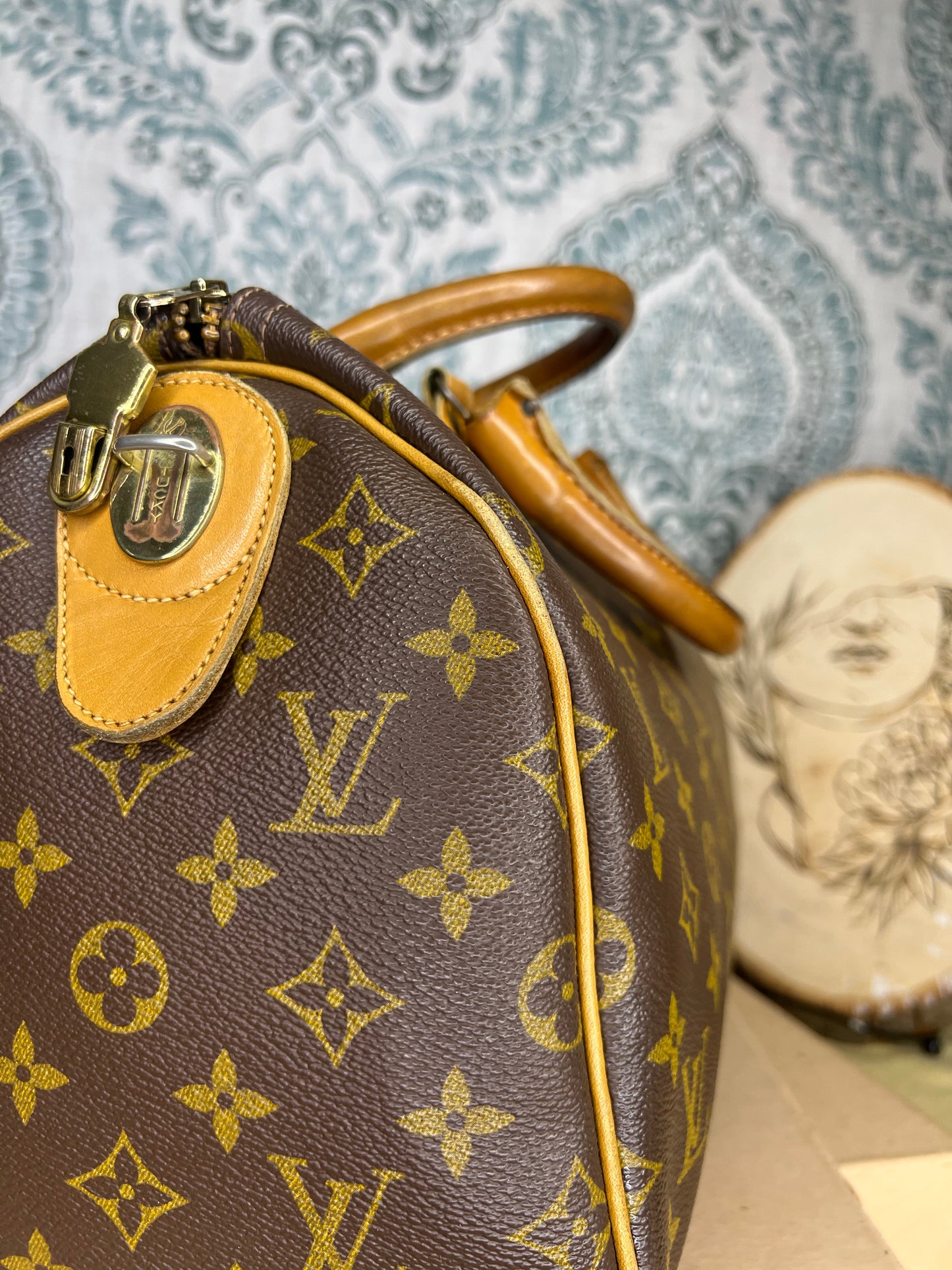 Louis Vuitton French Company Speedy 30