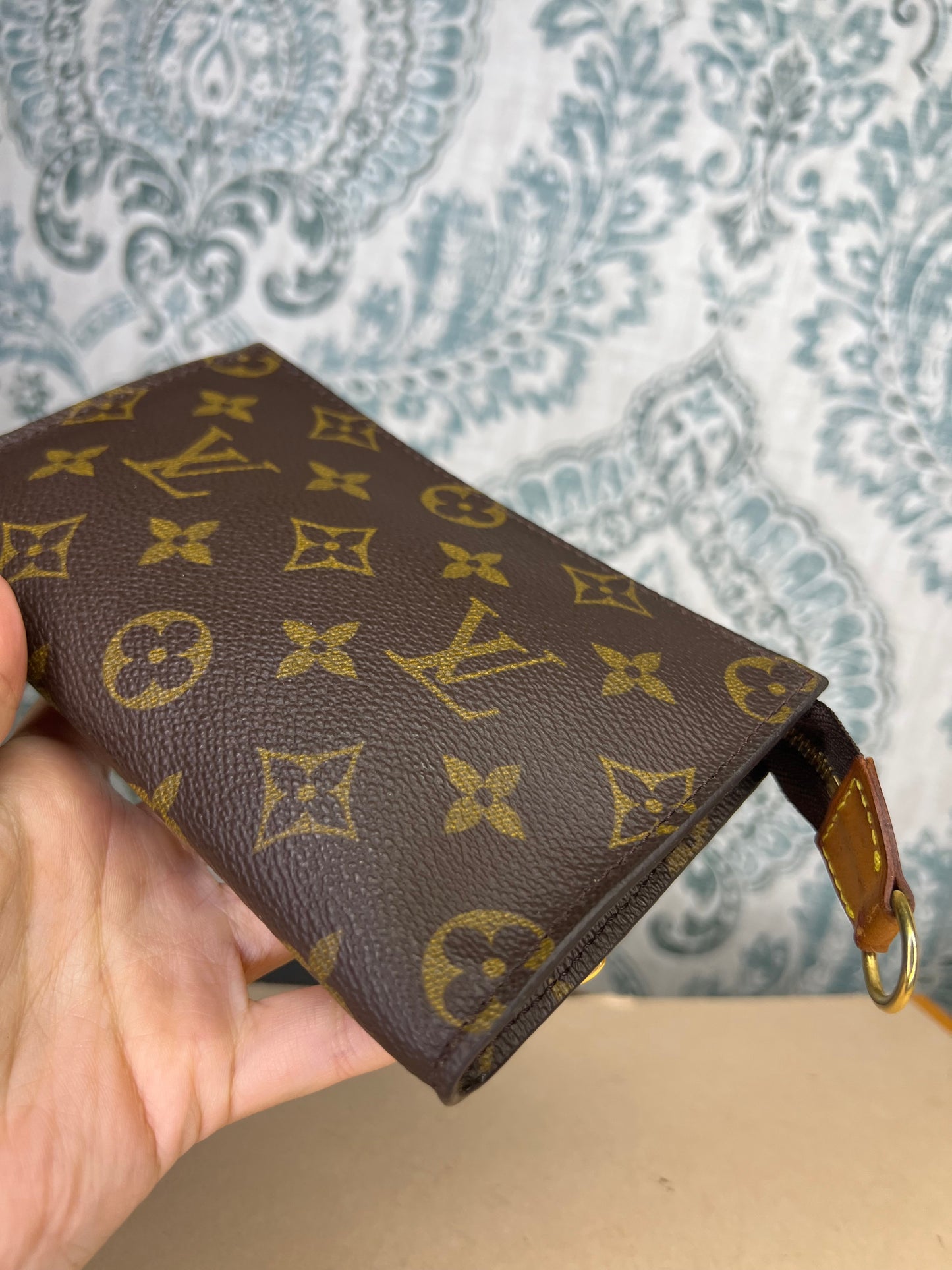 Louis Vuitton Bucket PM Pouch