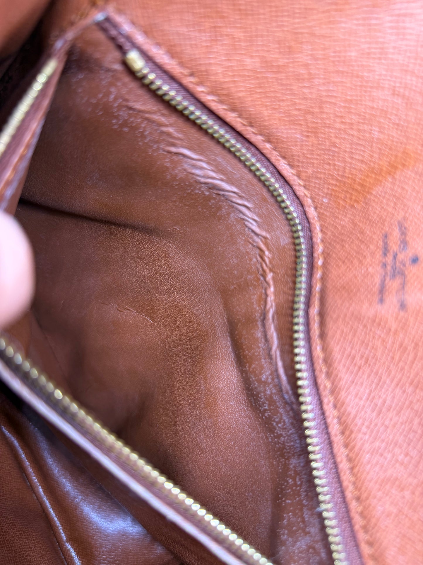 Louis Vuitton Saint Cloud GM
