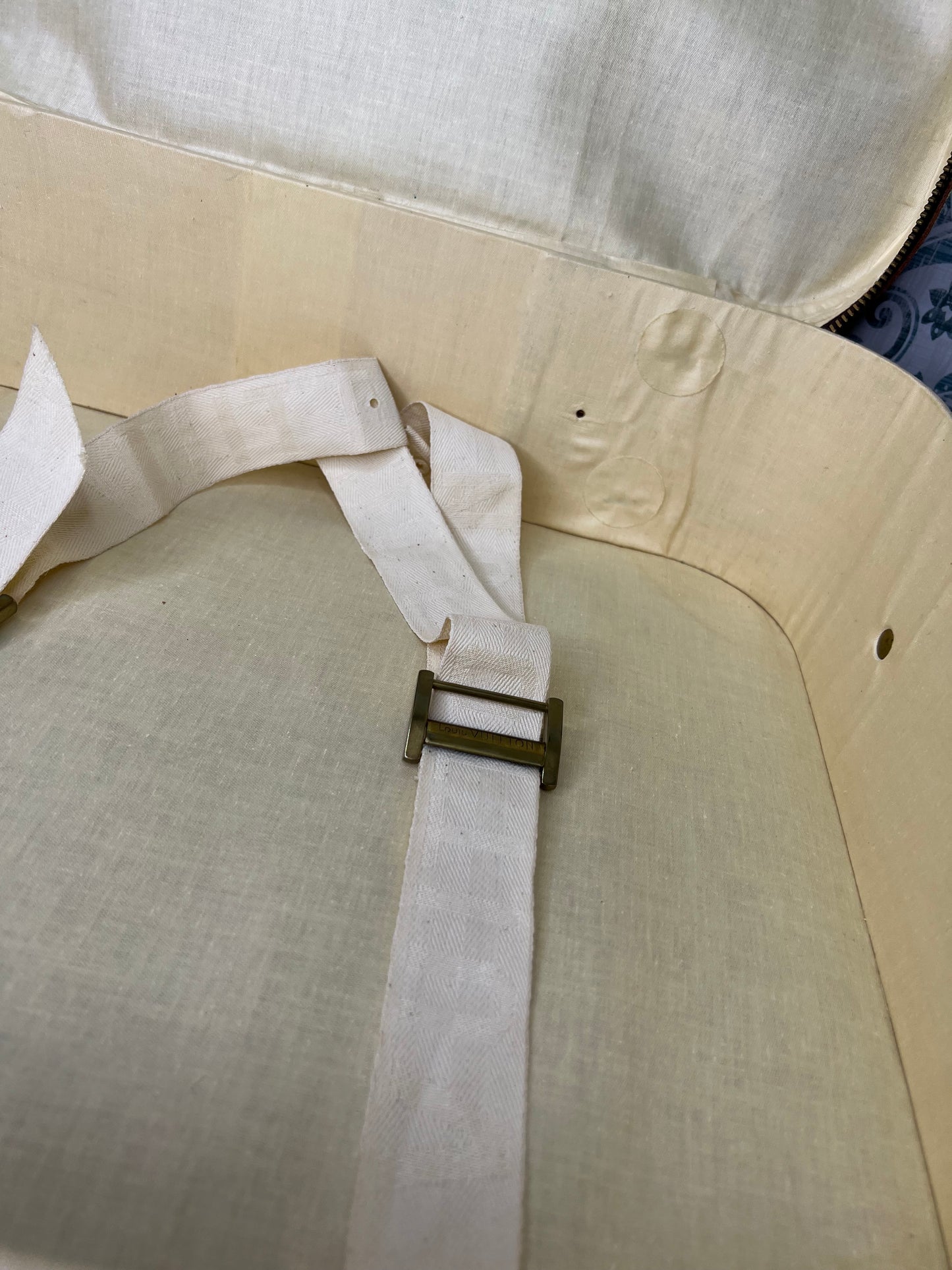 Louis Vuitton Stratos 50