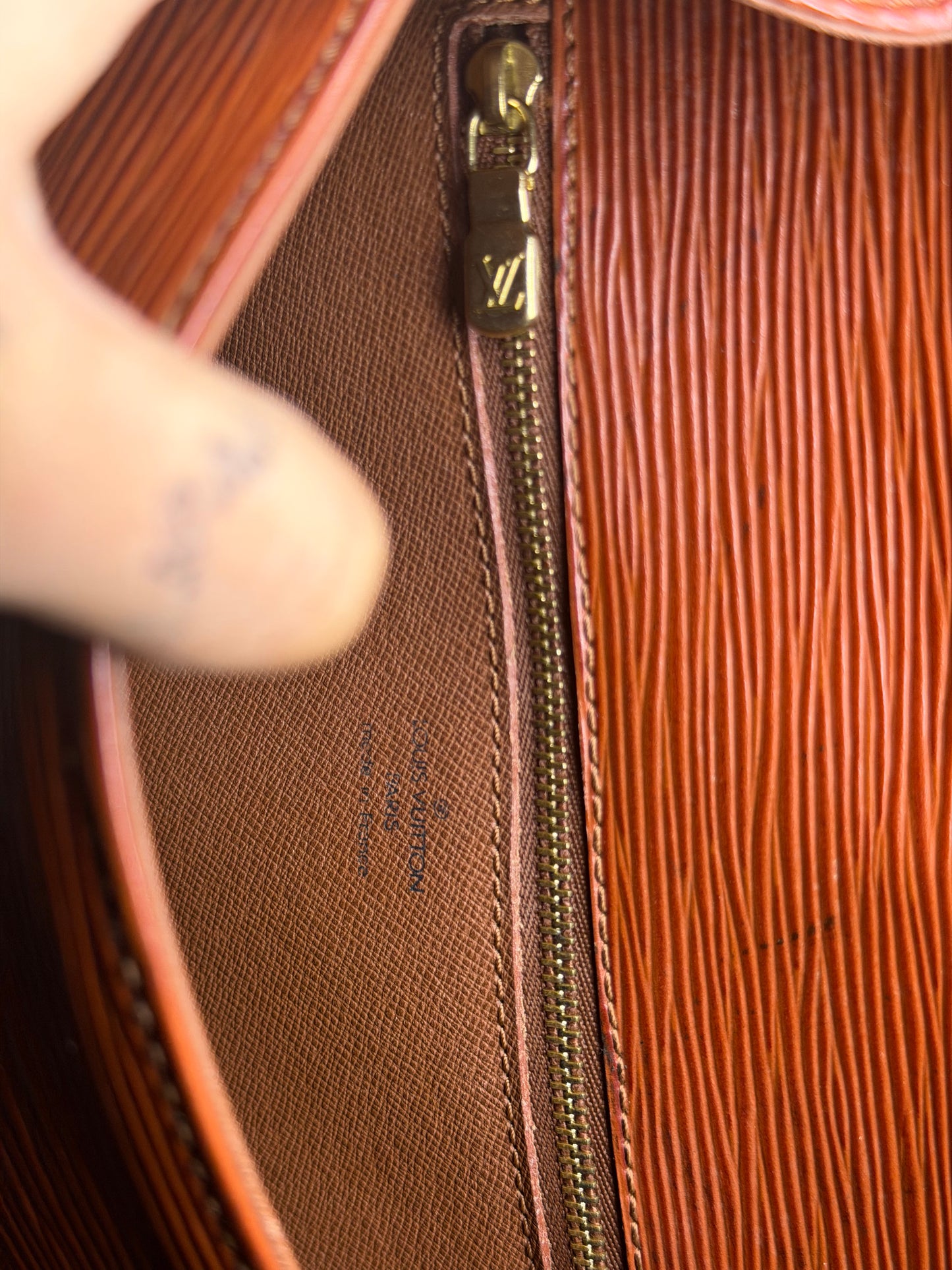 Louis Vuitton Epi Saint Cloud GM