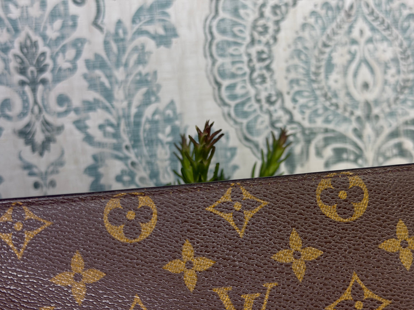 Louis Vuitton Pochette Homme Clutch
