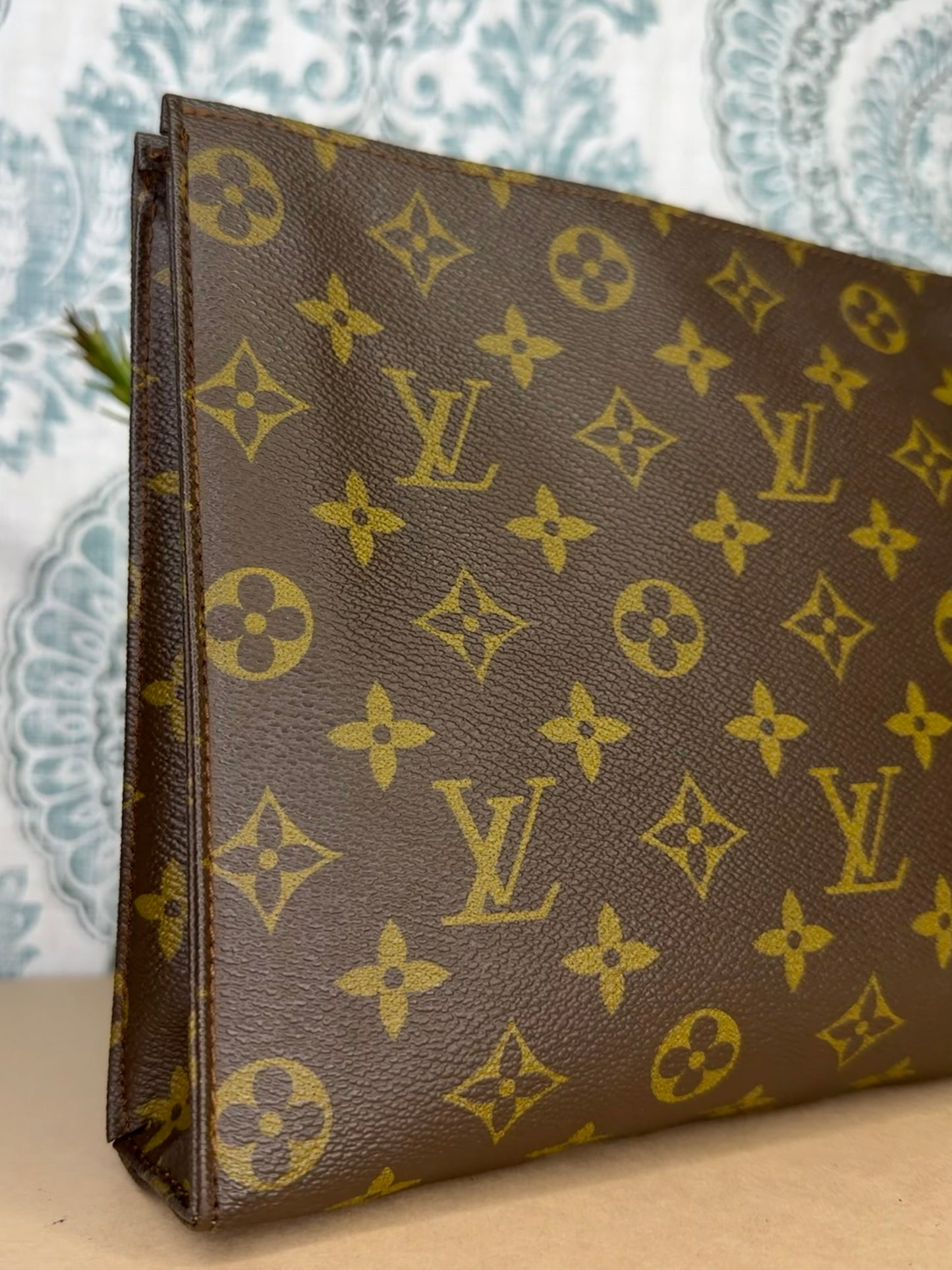 Louis Vuitton Toiletry 26 #2 (needs new zipper)
