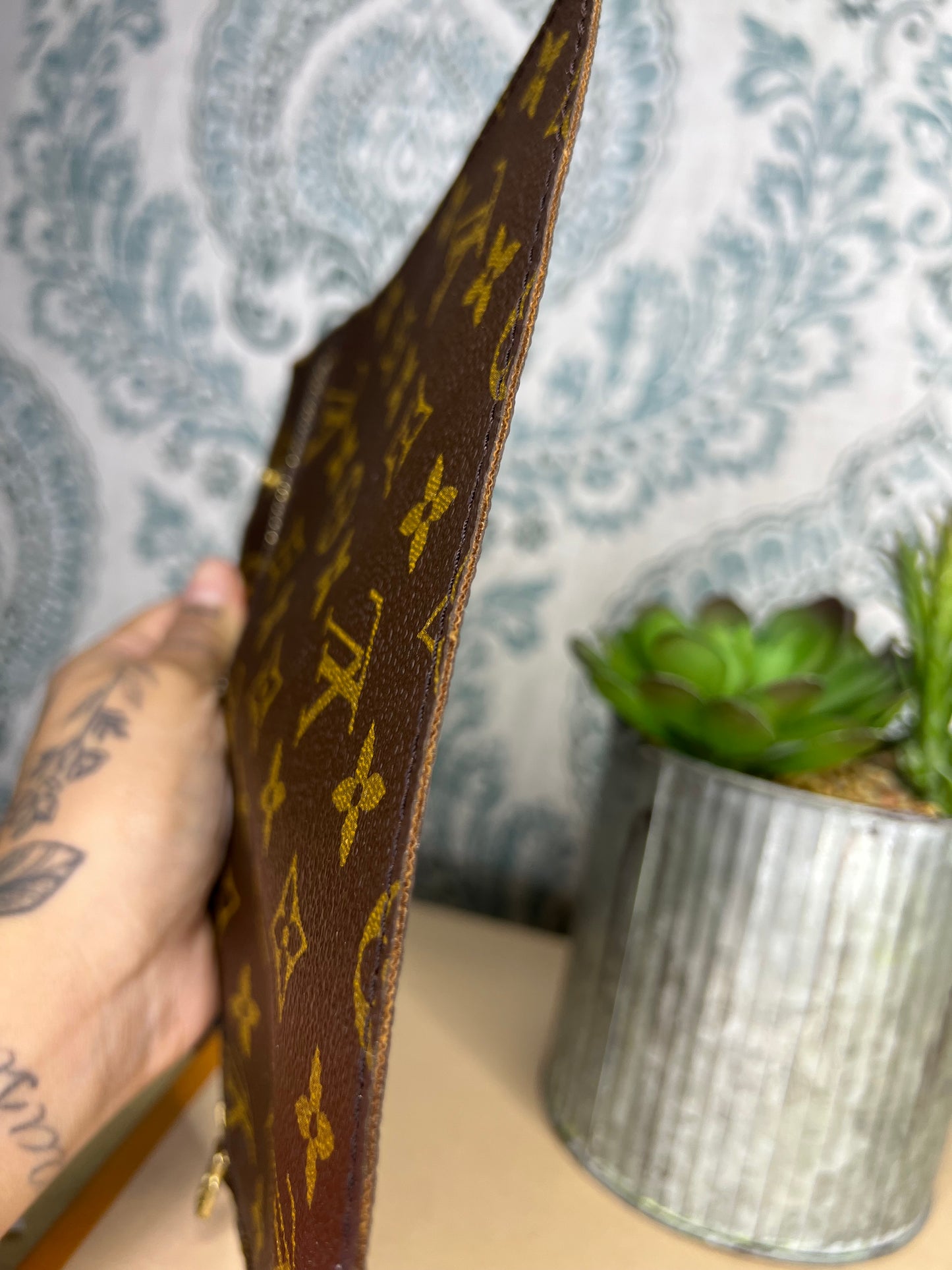 Louis Vuitton Randonnee Pouch H8