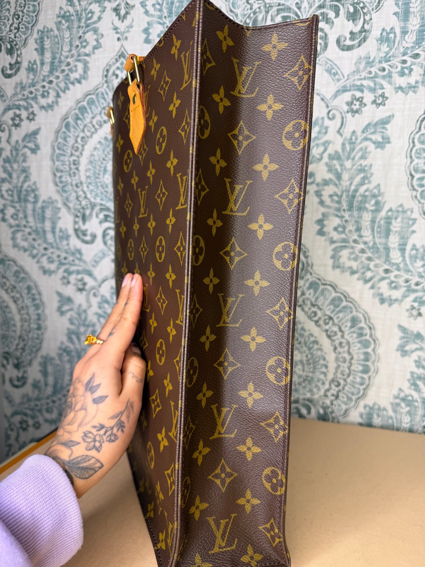 Louis Vuitton Sac Plat