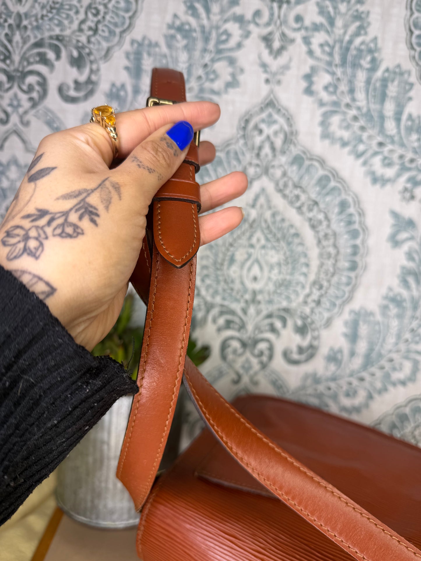 Louis Vuitton Epi Saint Cloud GM