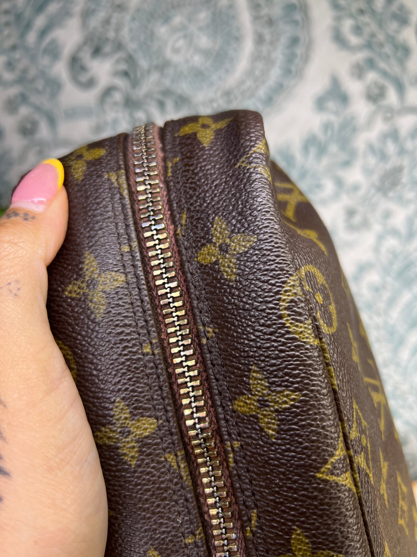 Louis Vuitton Trousse 28