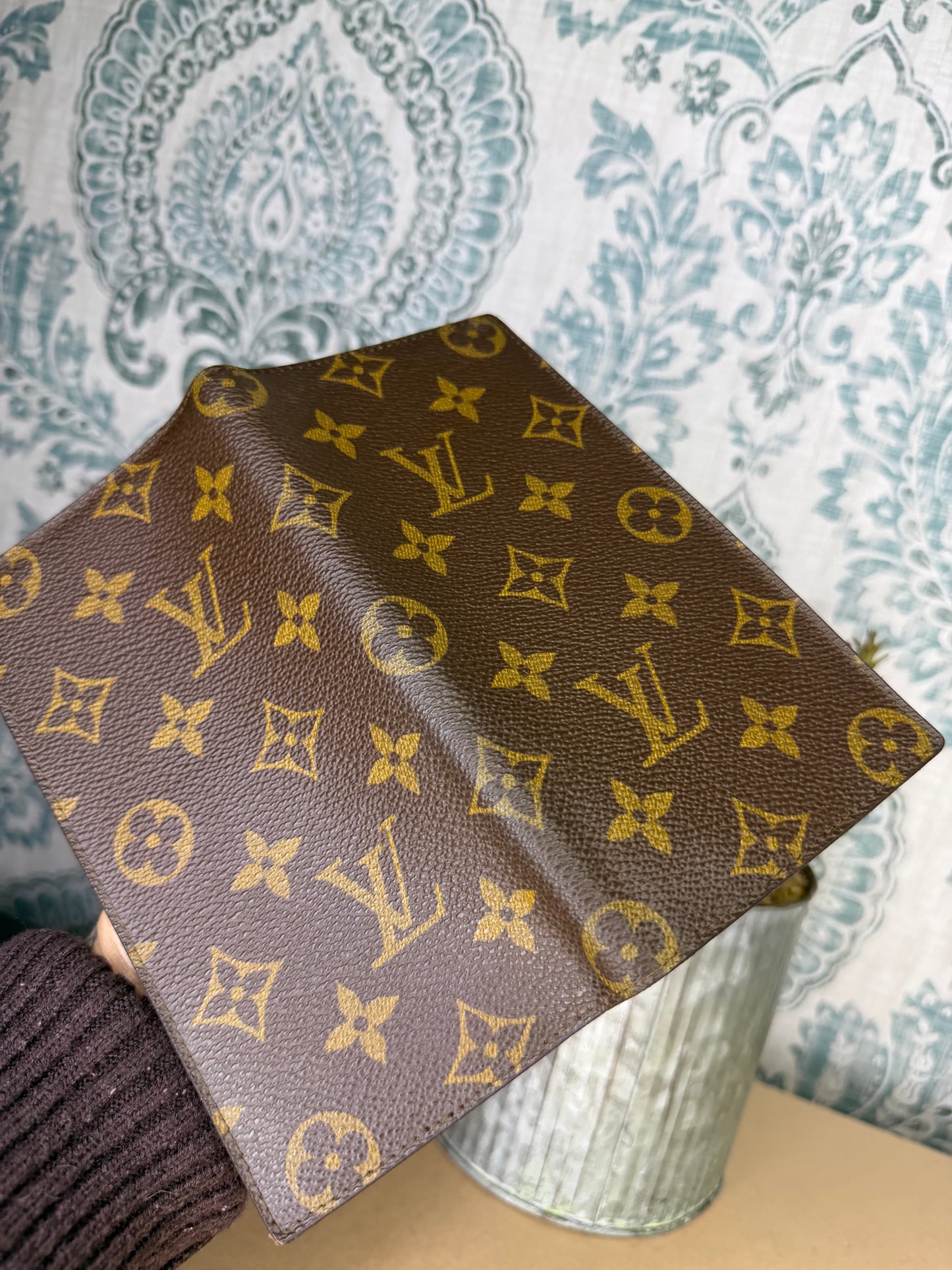 Louis Vuitton Monogram Checkbook Wallet/Cover