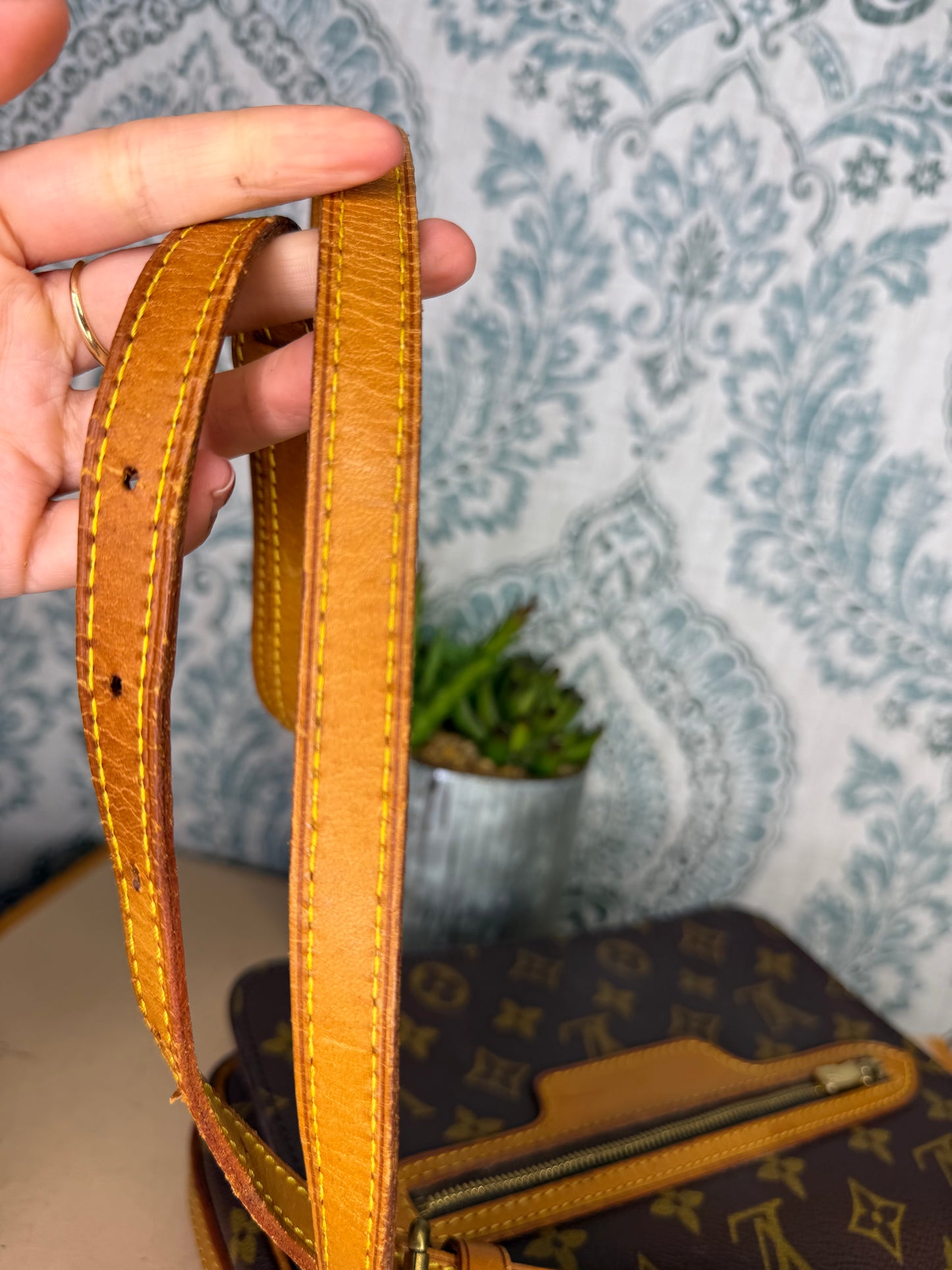 Louis Vuitton Saint Germain 24