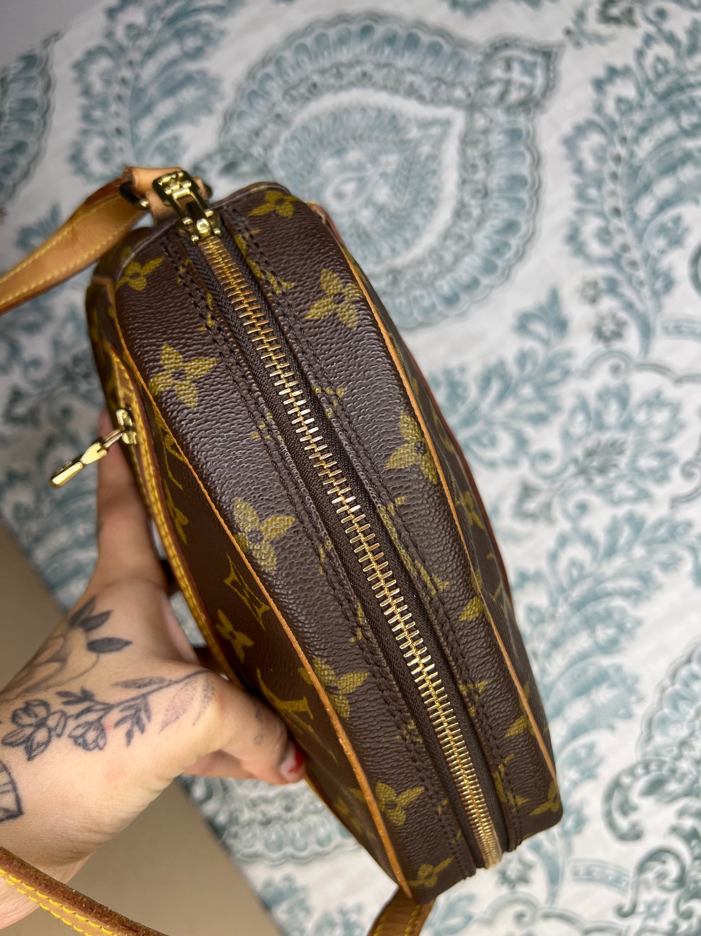 Louis Vuitton Senlis