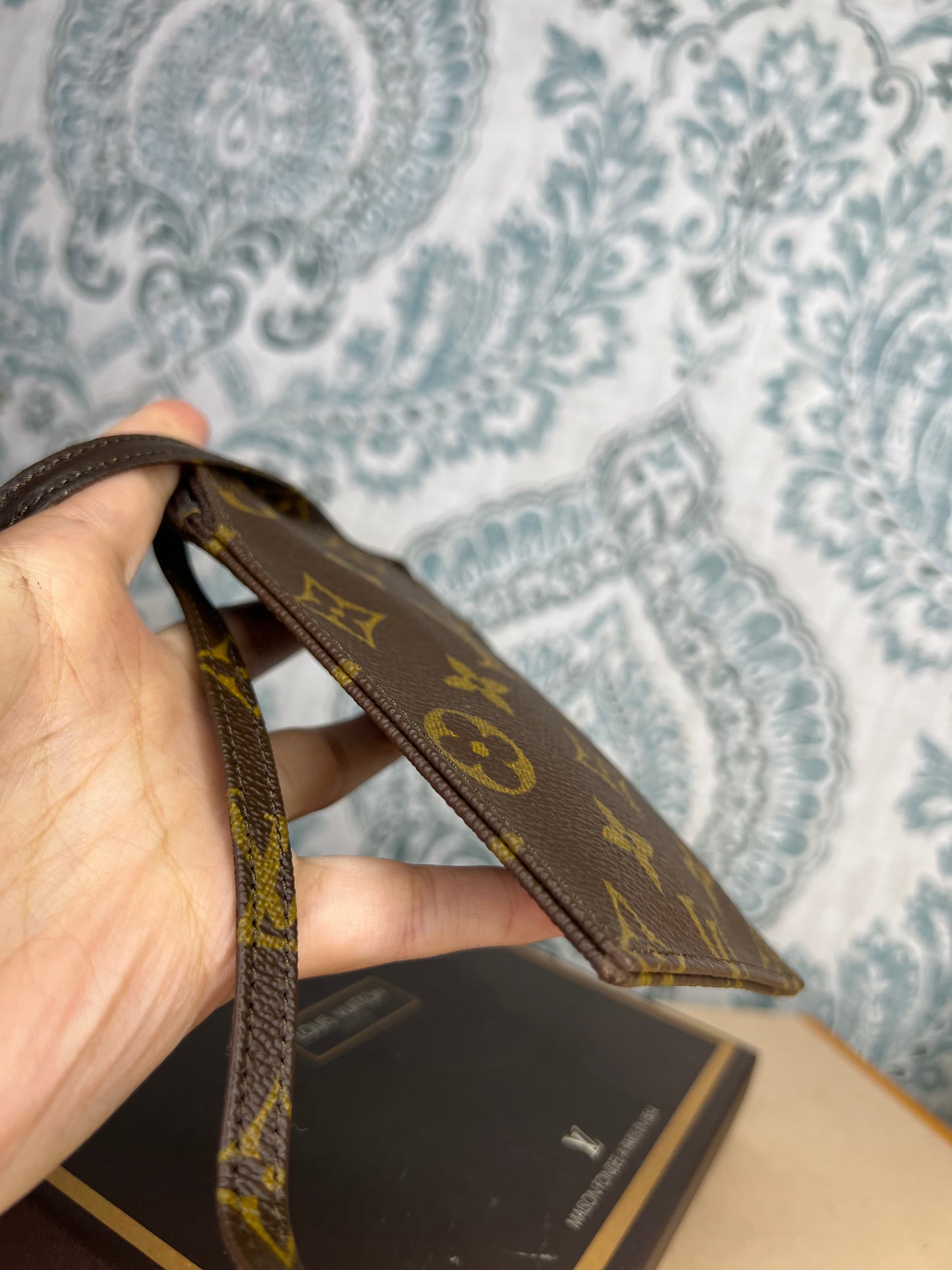 Louis Vuitton Pochette Secret