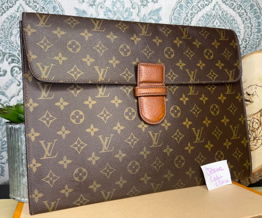 Louis Vuitton Ministre Document Case
