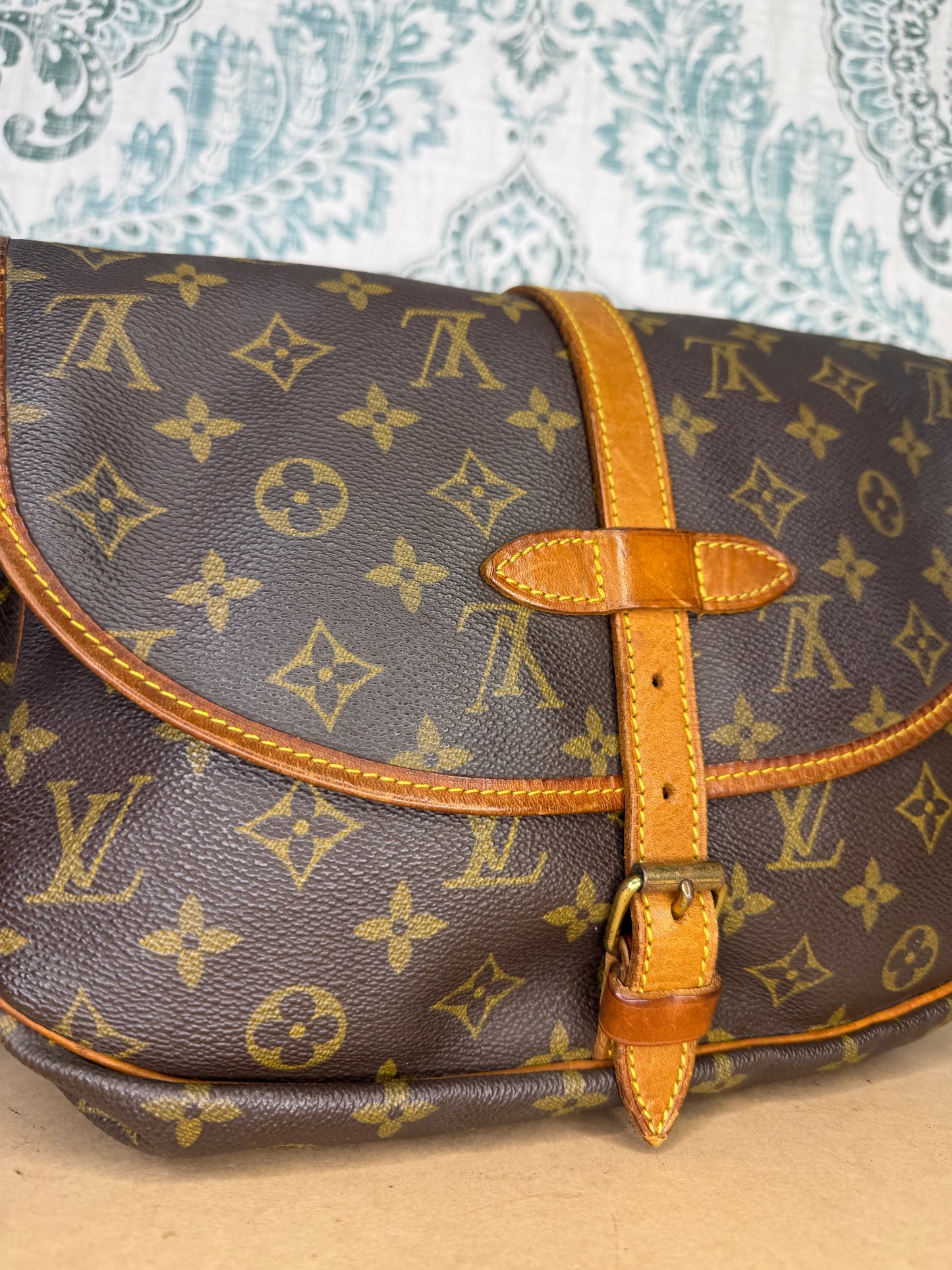 Louis Vuitton Saumur 30