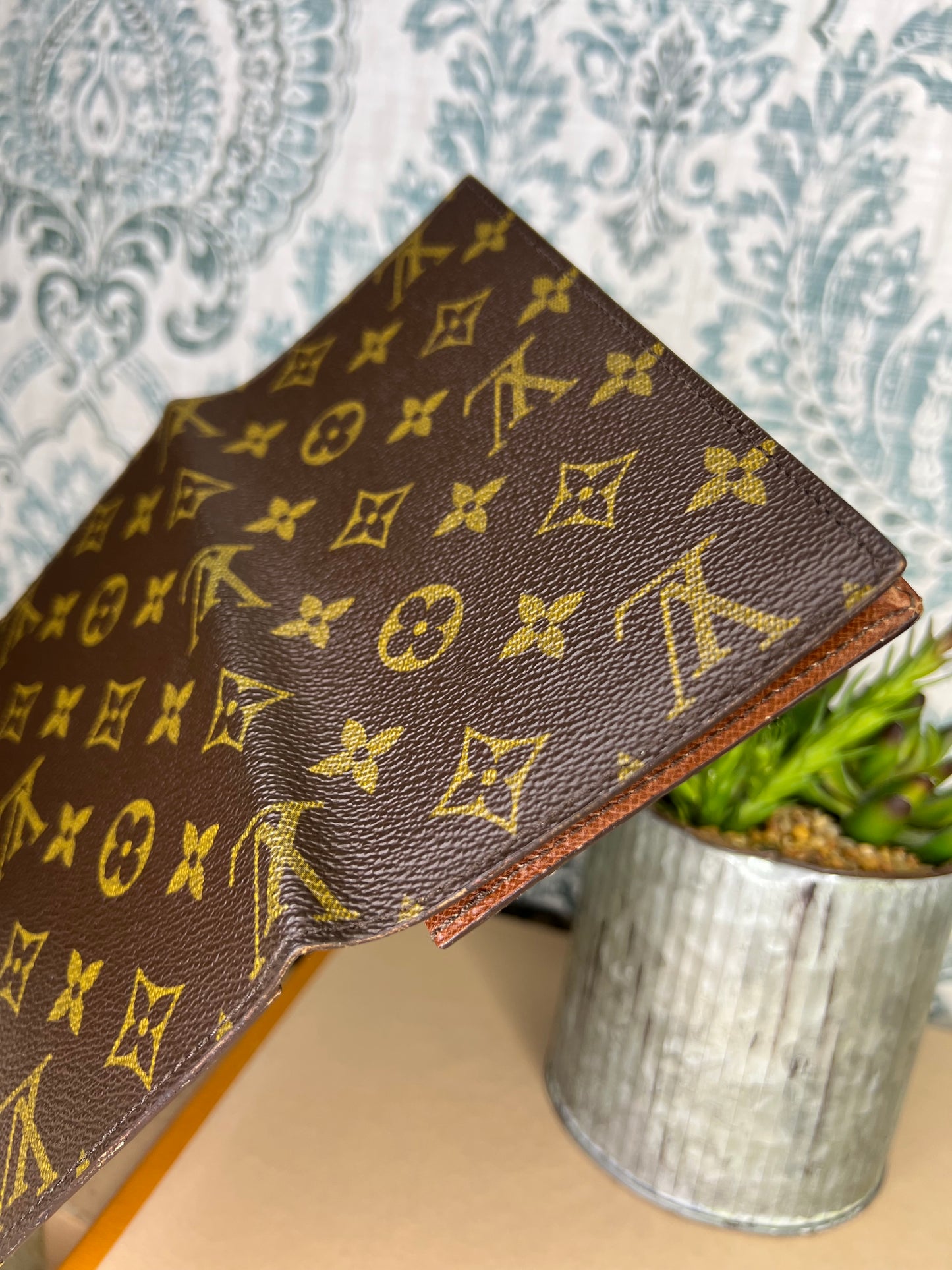 Louis Vuitton Monogram Vintage Vertical Wallet