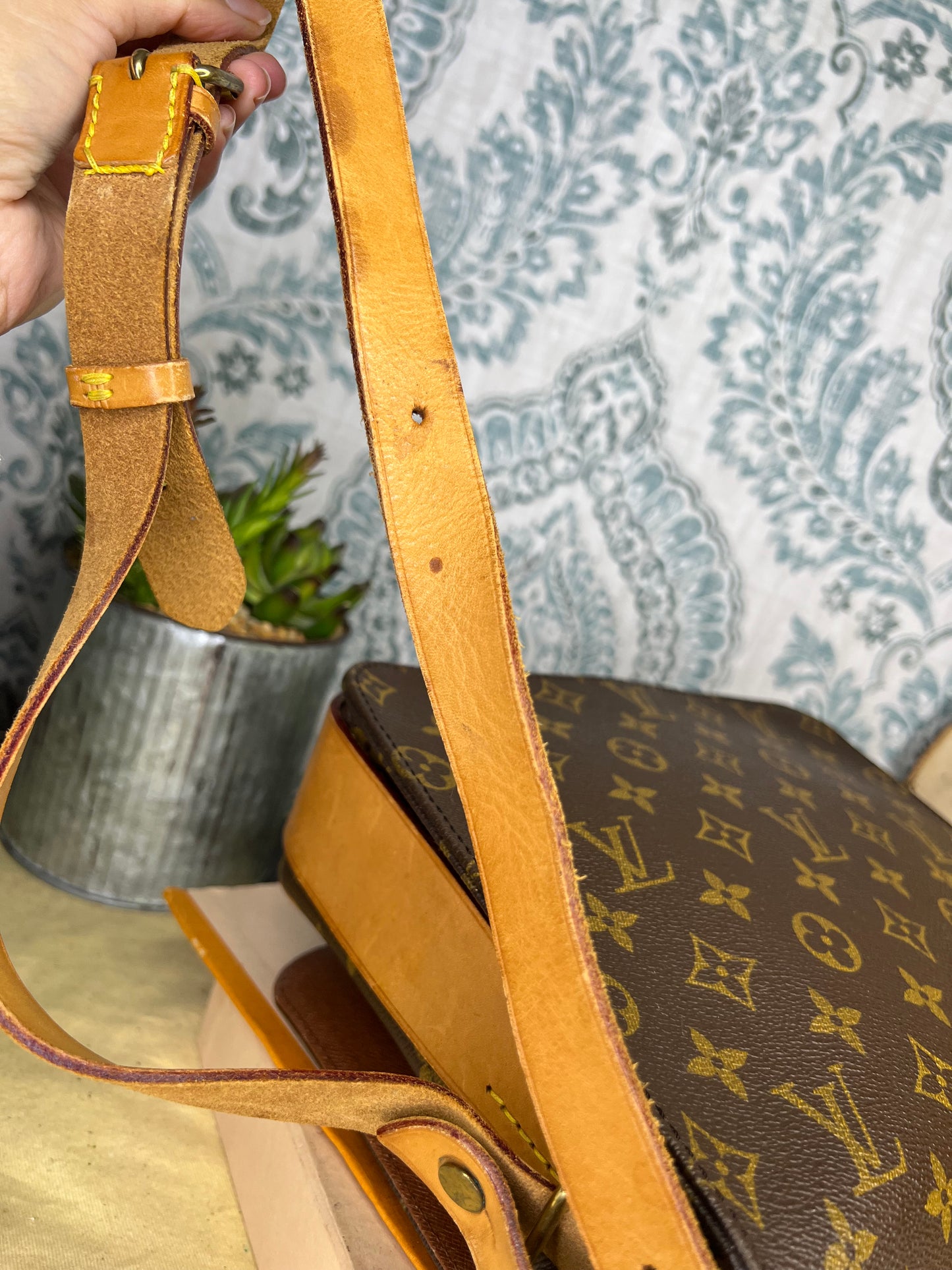 Louis Vuitton Cartouchiere GM