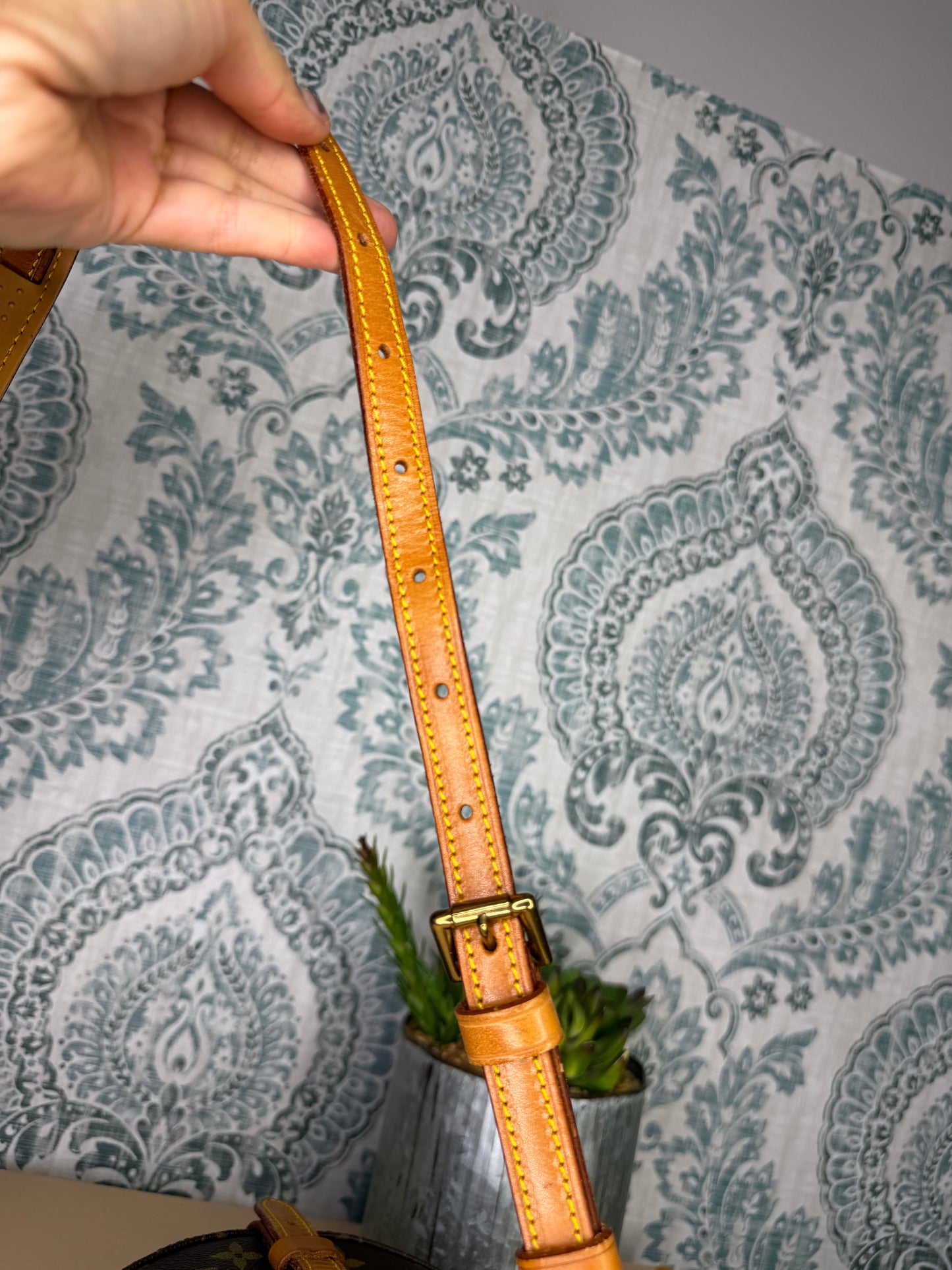 Louis Vuitton Chantilly PM