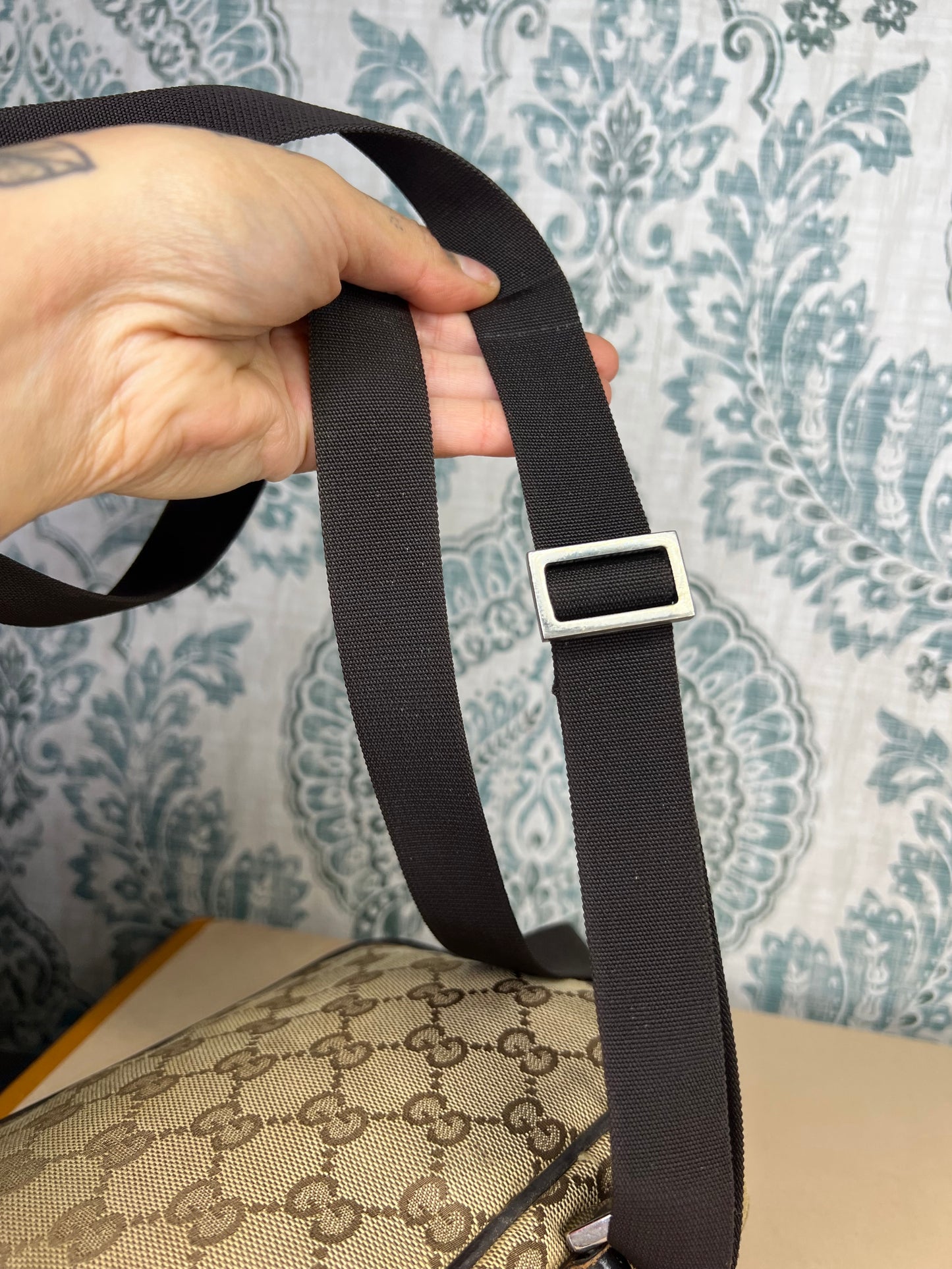 Gucci Mini Mesesenger Bag Crossbody