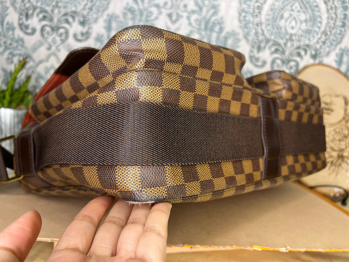 Louis Vuitton Broadway Messenger