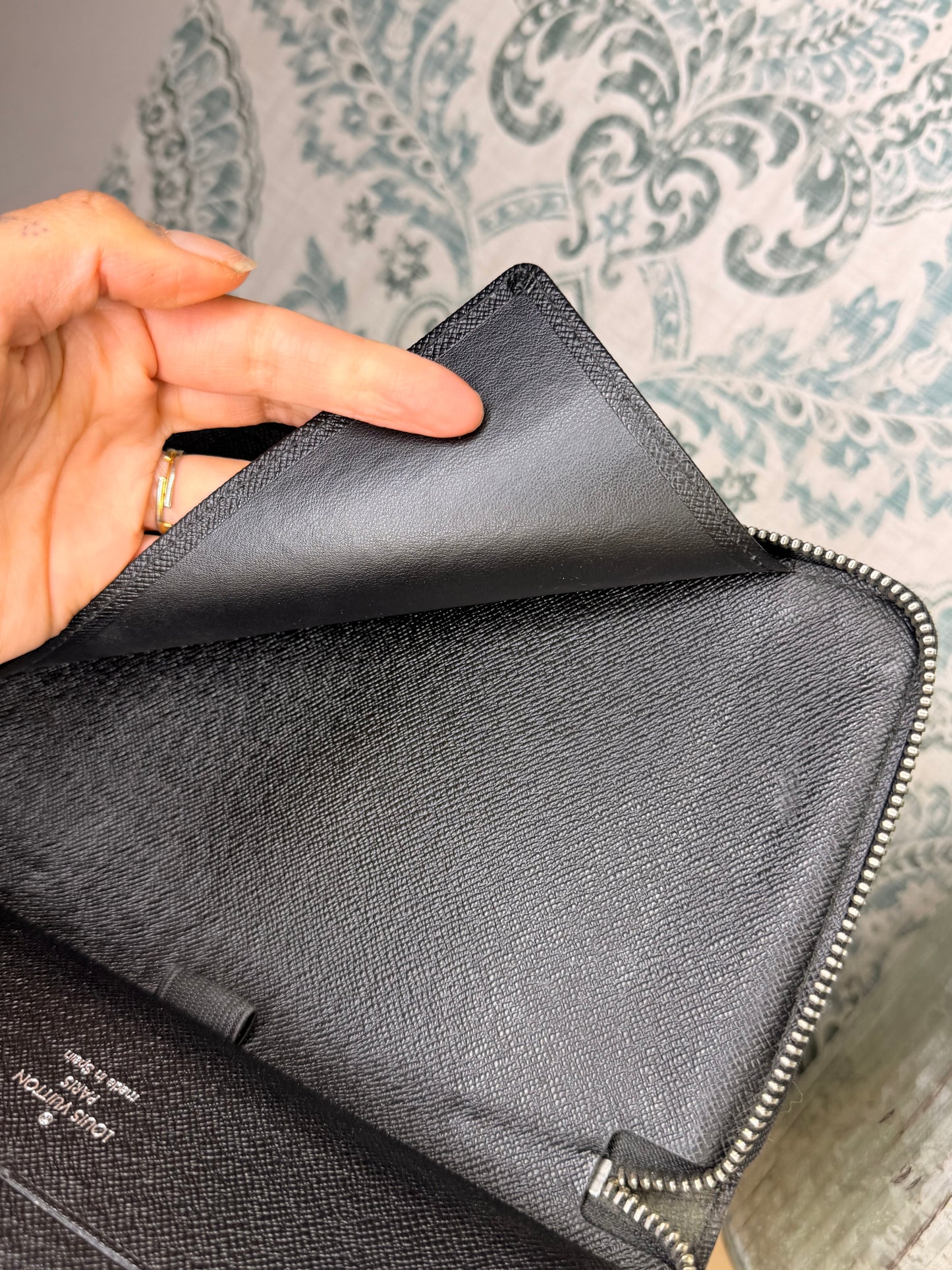 Louis Vuitton Damier Graphite Zippy Organizer