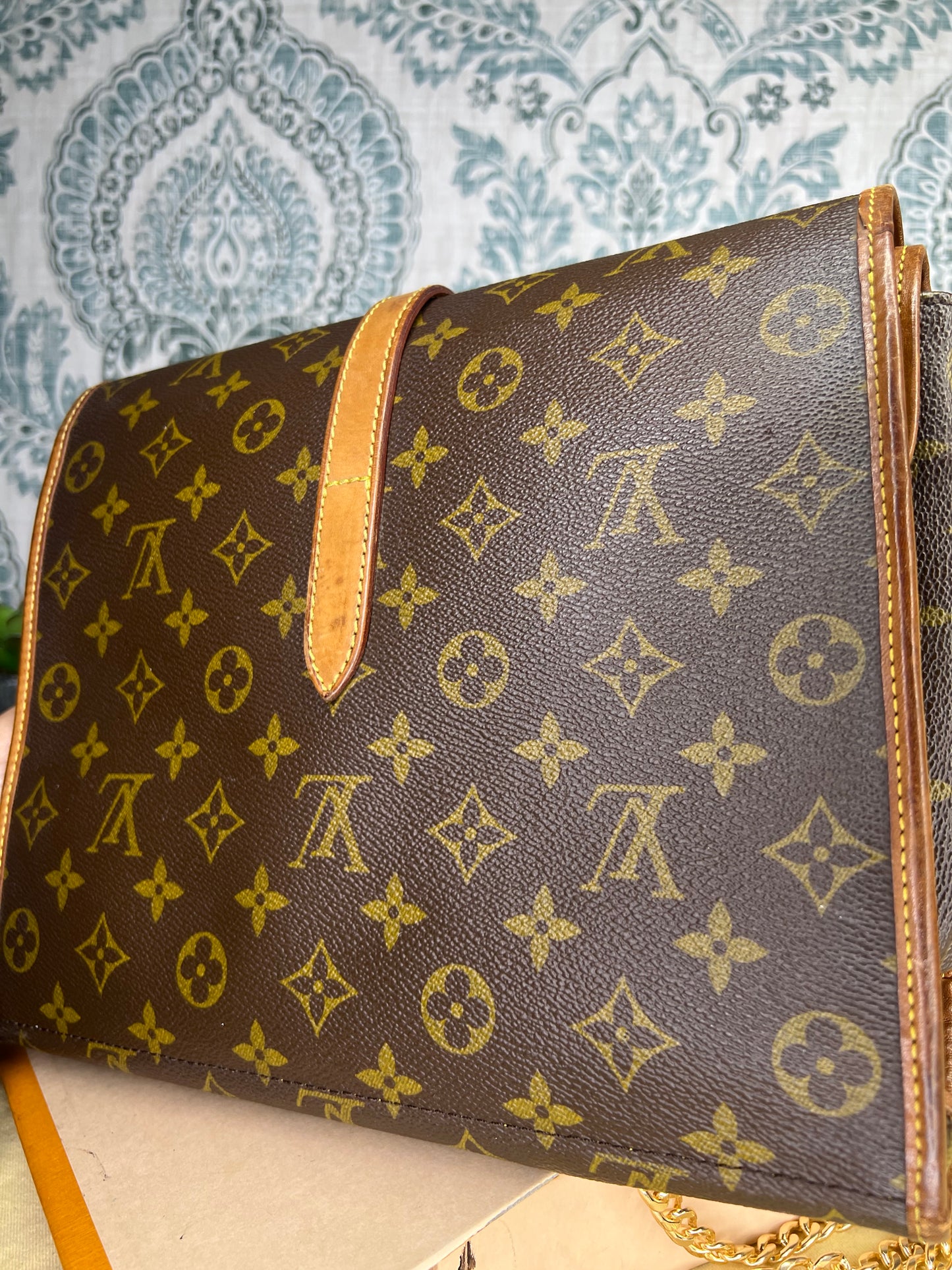 Monogram Portable Serviette

Desktop Organizer