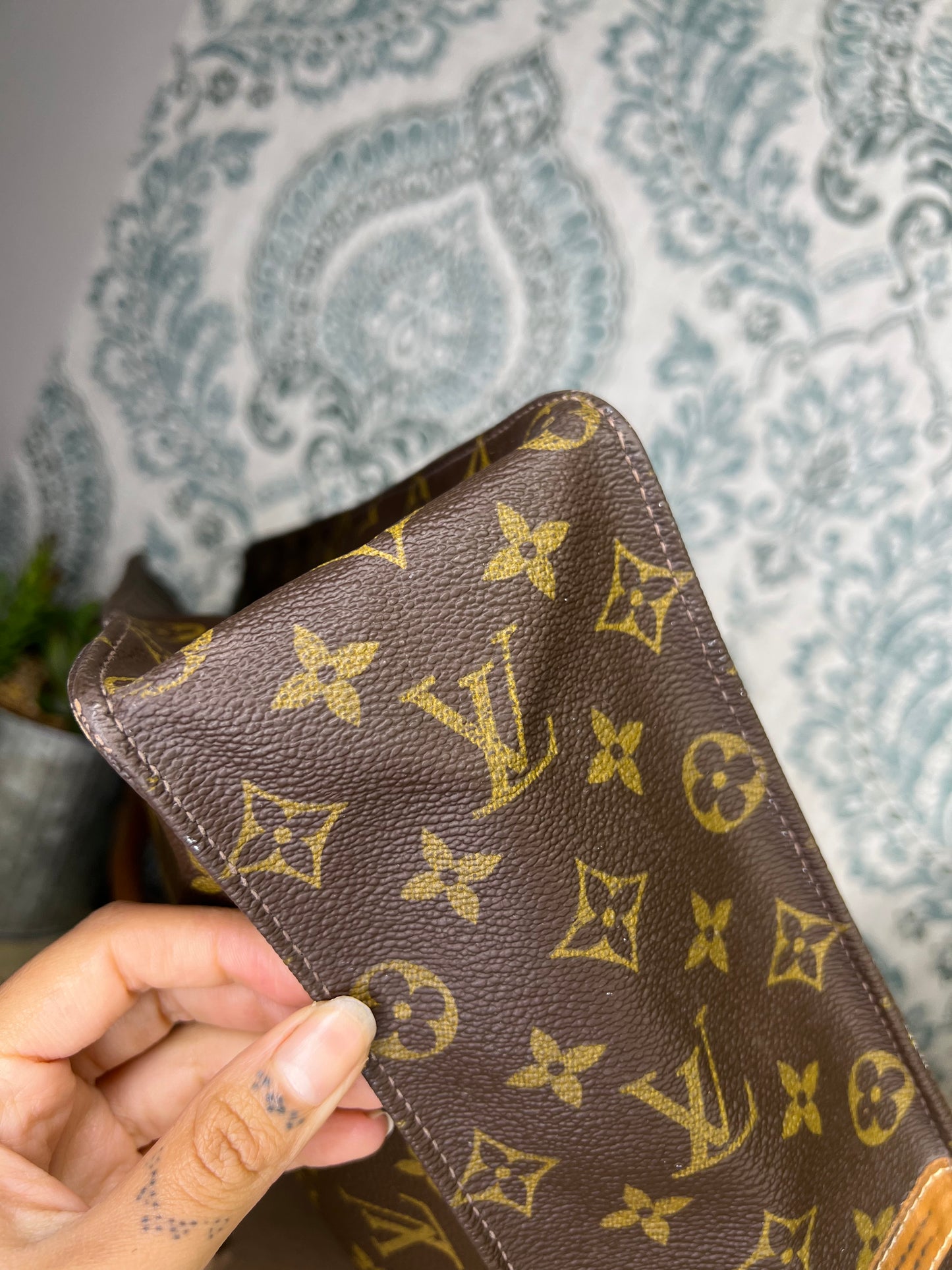 Louis Vuitton French Company Sac Plat