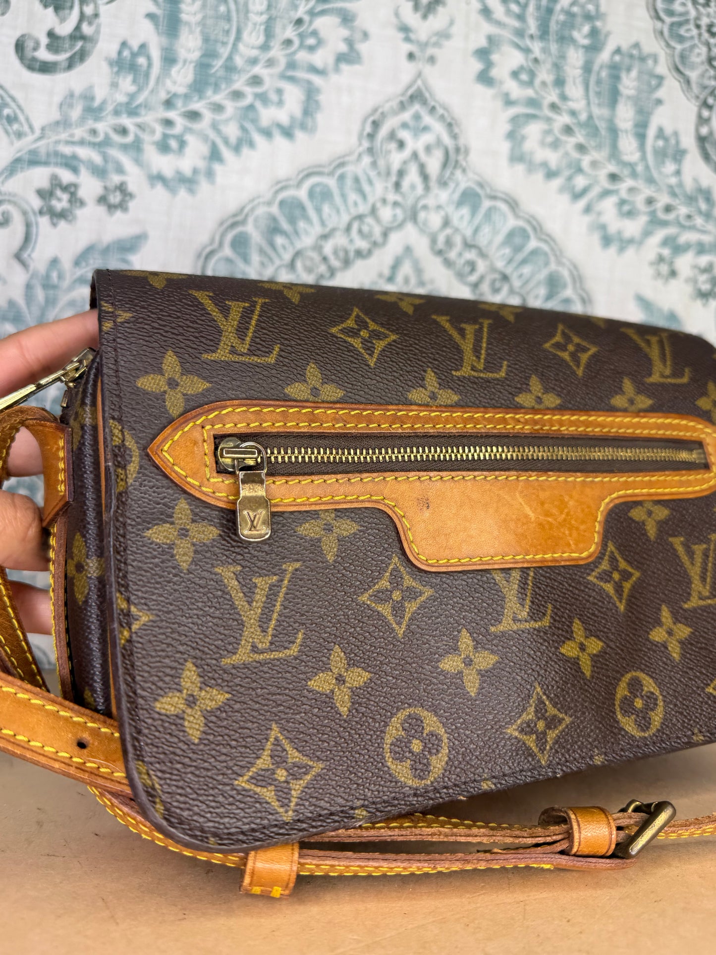 Louis Vuitton Saint Germain 24