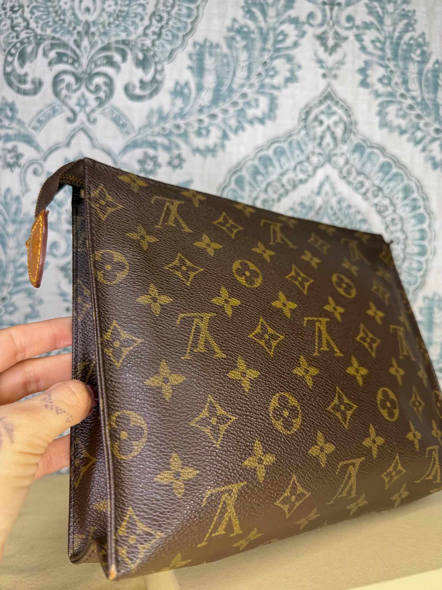 Louis Vuitton Monogram Toiletry 26
