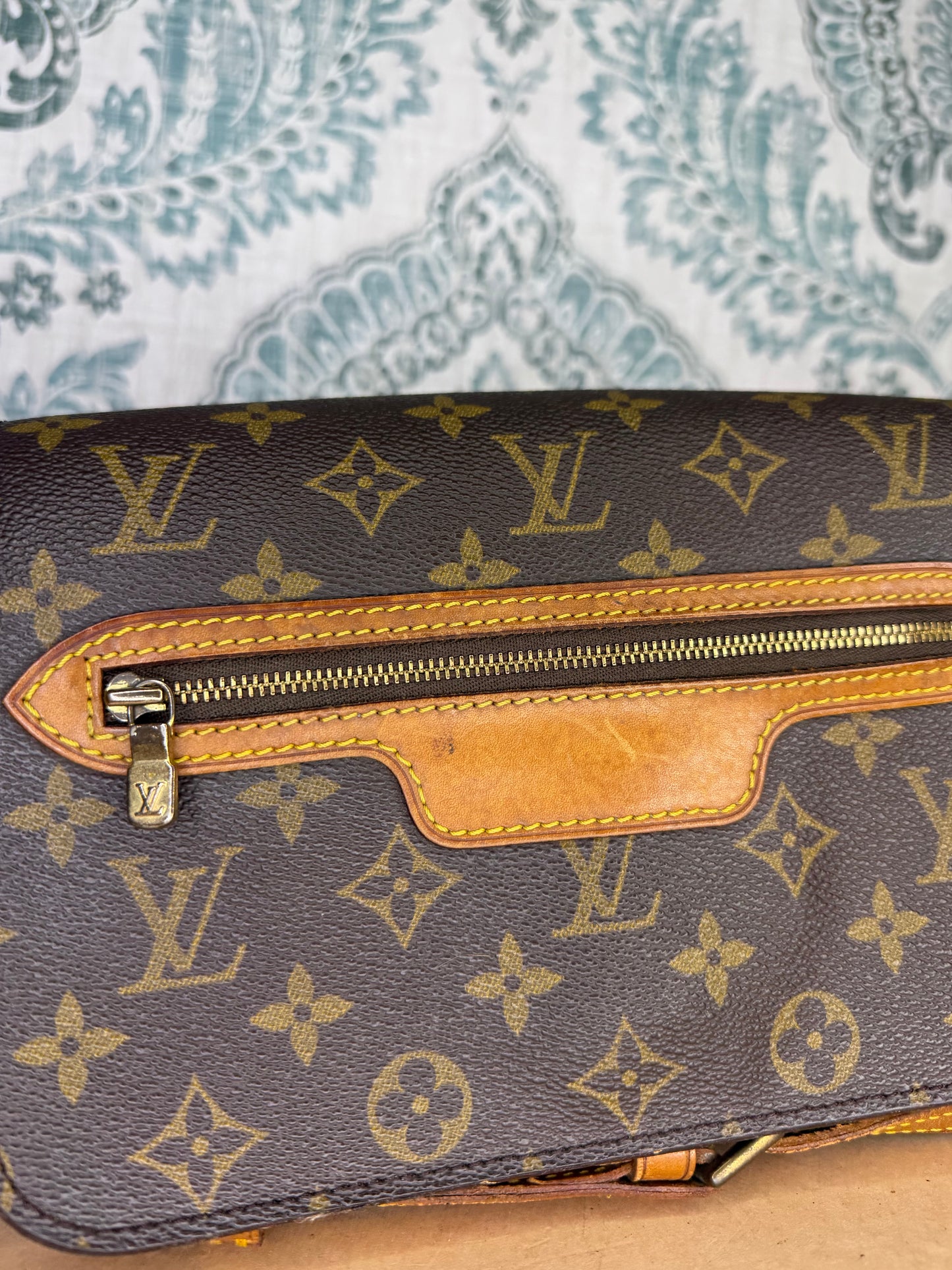 Louis Vuitton Saint Germain 24