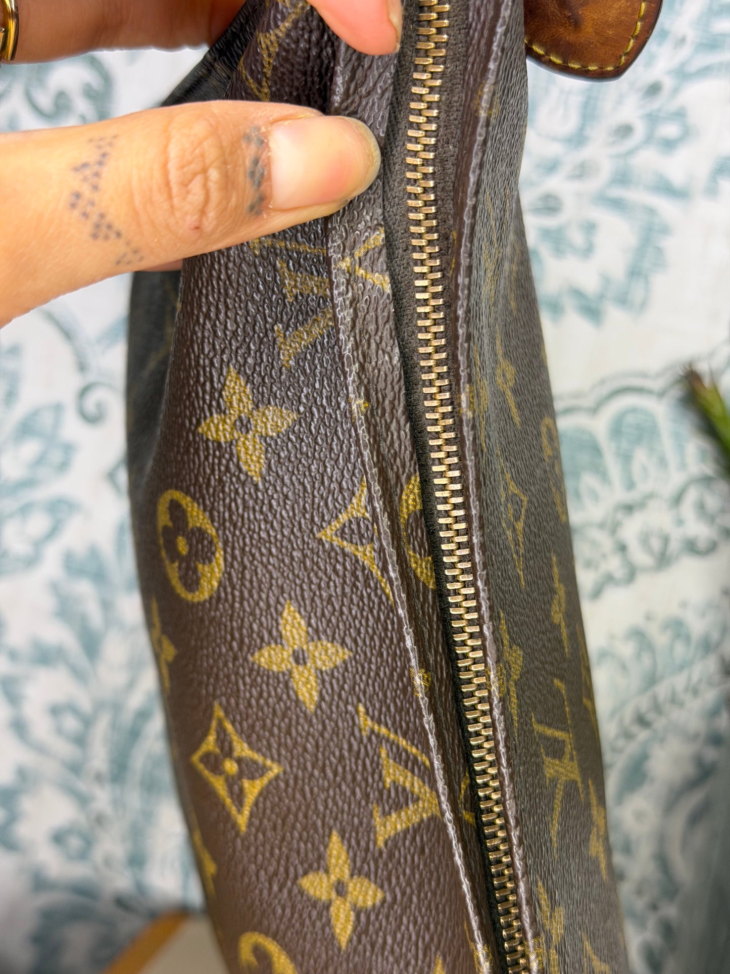 Louis Vuitton Toiletry 26 #1 (needs new zipper)