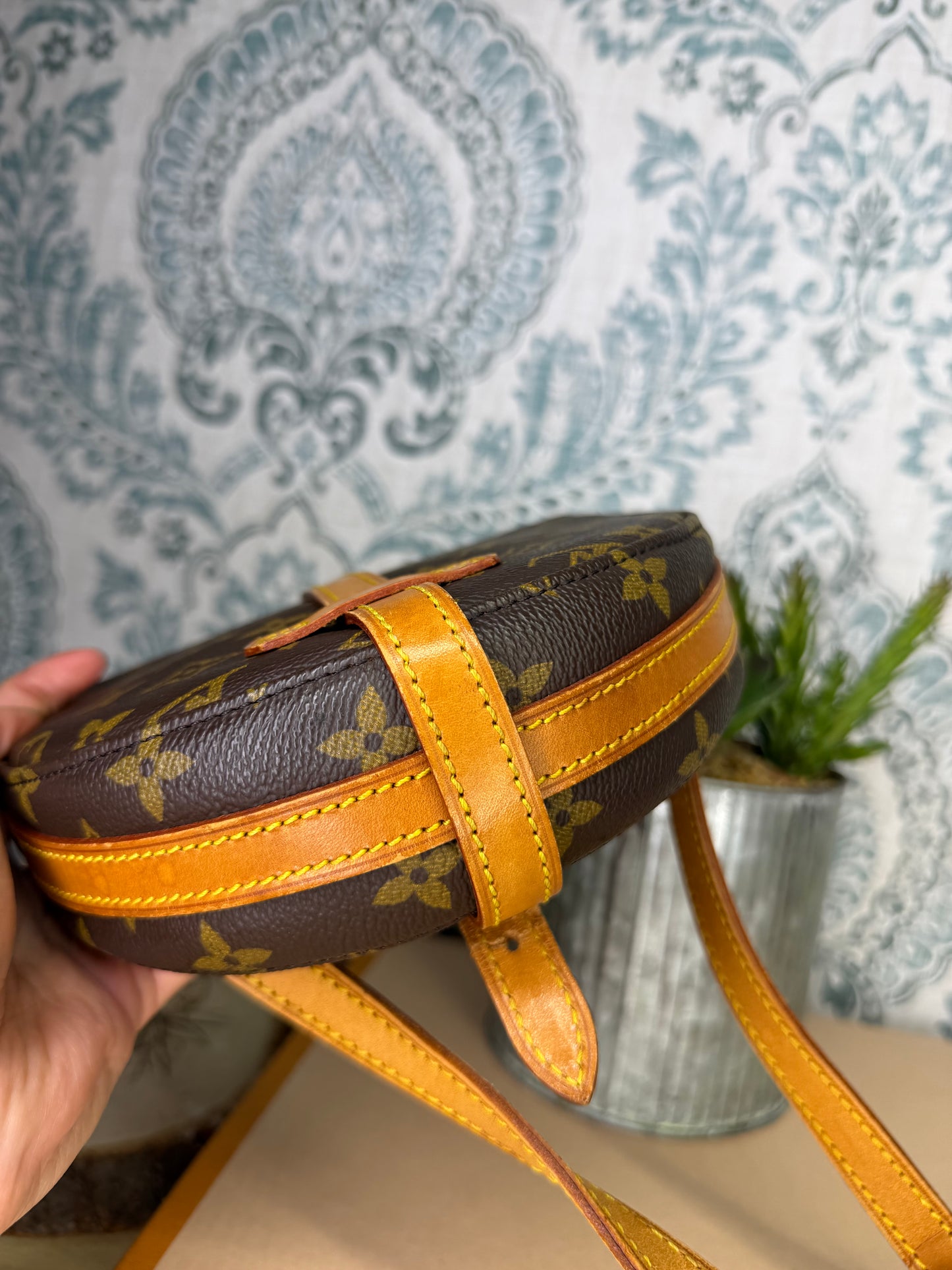 Louis Vuitton Chantilly PM