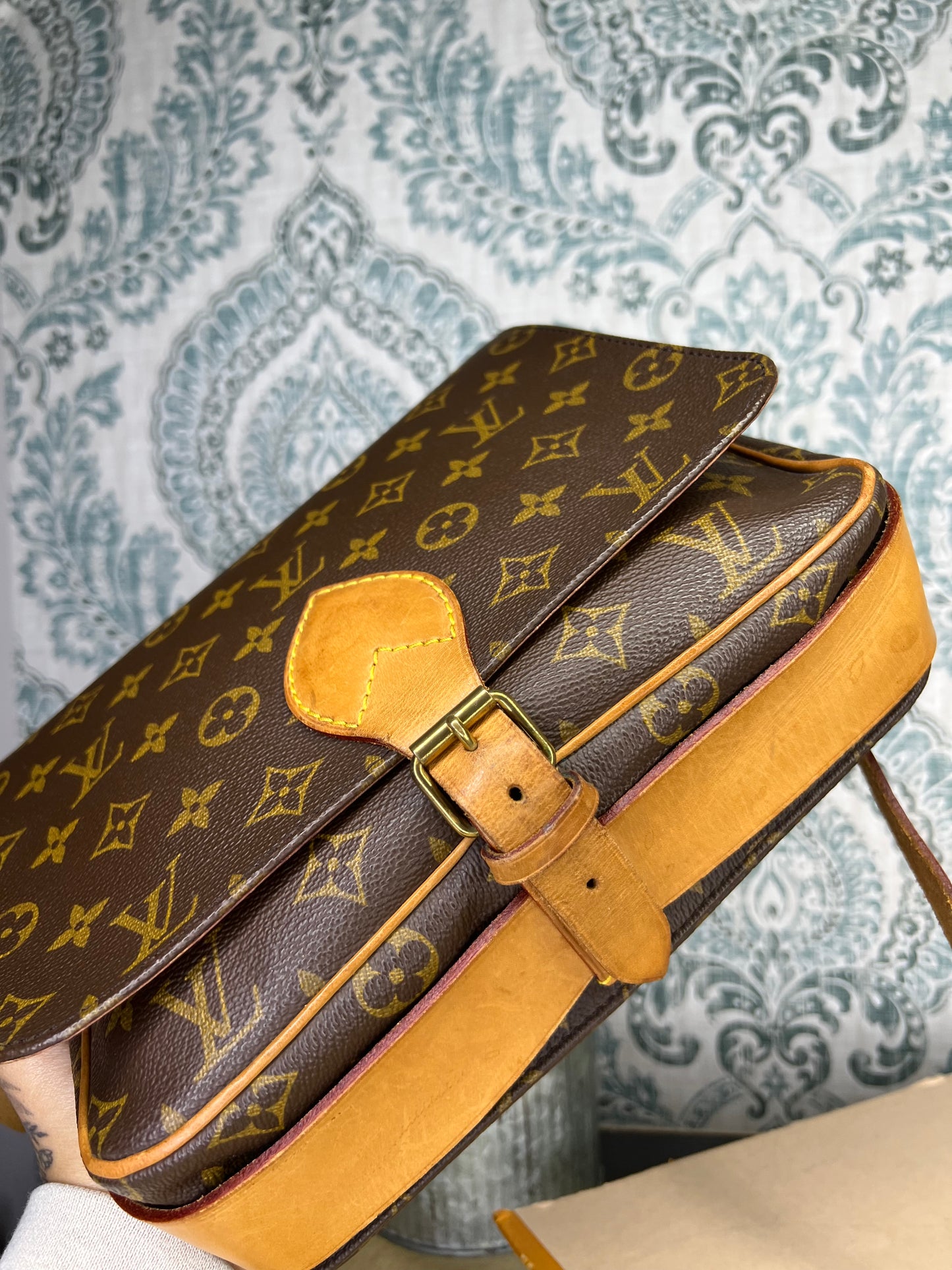 Louis Vuitton Cartouchiere GM
